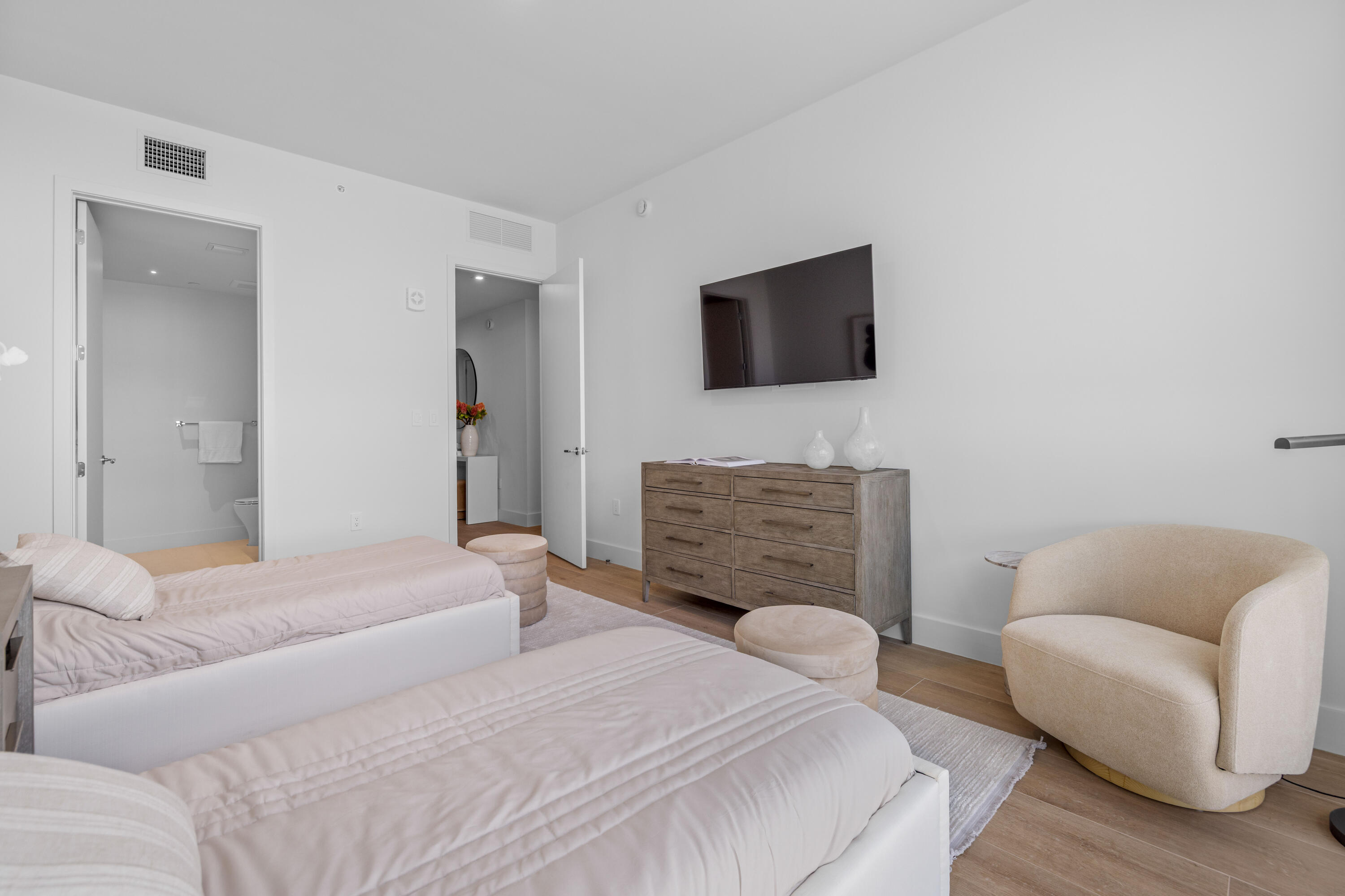 Salato Residences - Residential