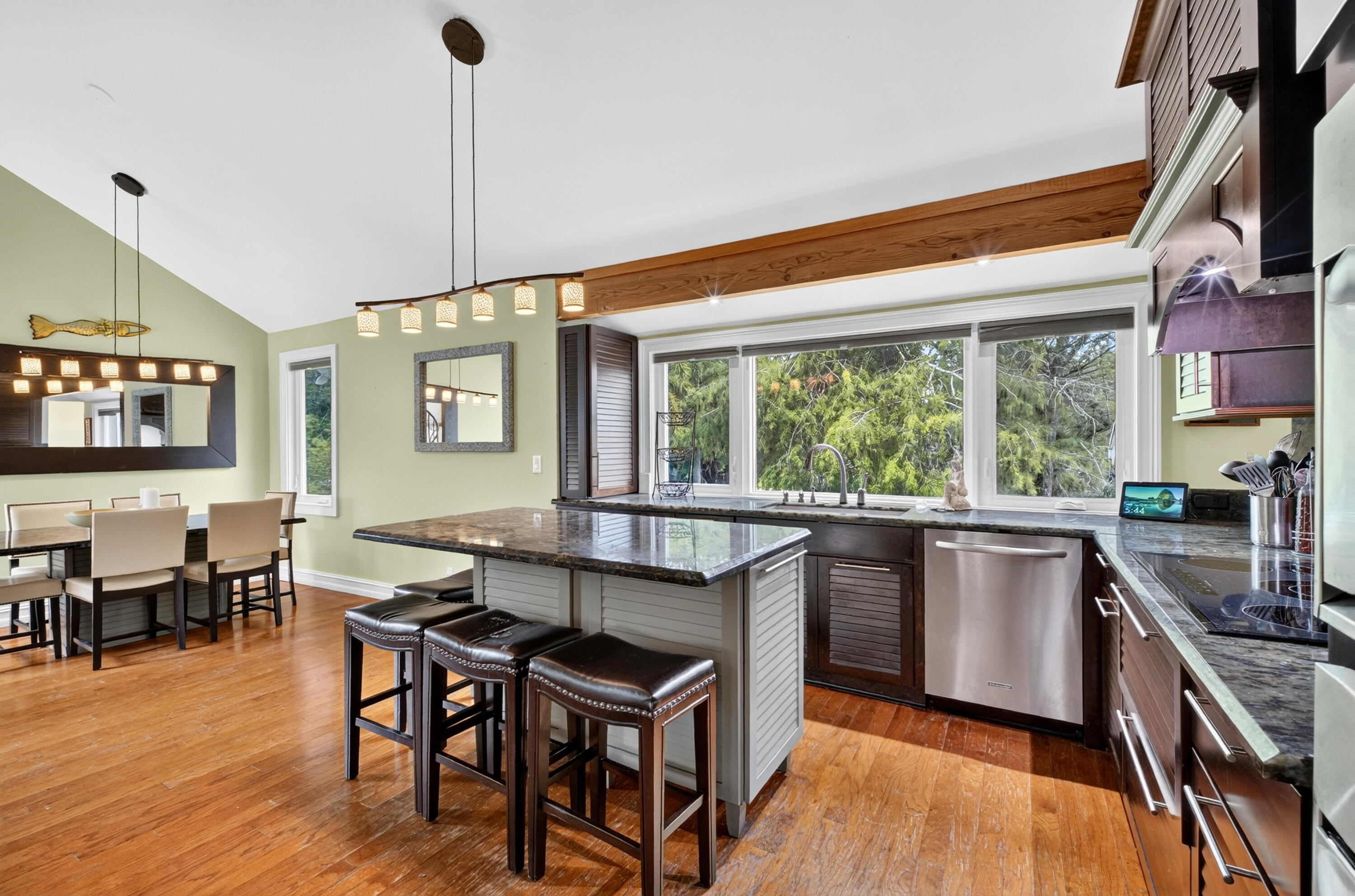 PINEWOOD GROVE OF WELLINGTON - Residential