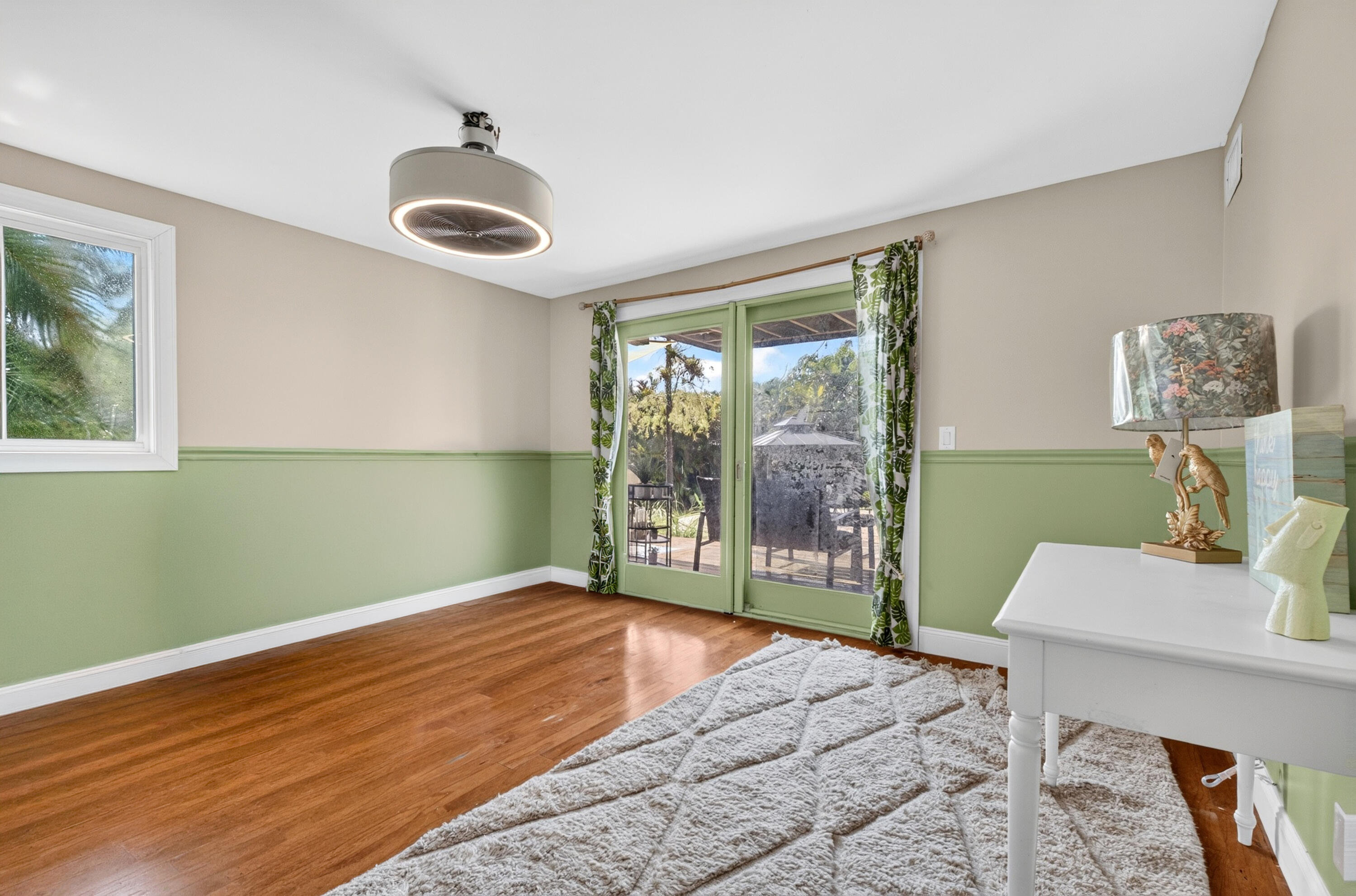 PINEWOOD GROVE OF WELLINGTON - Residential