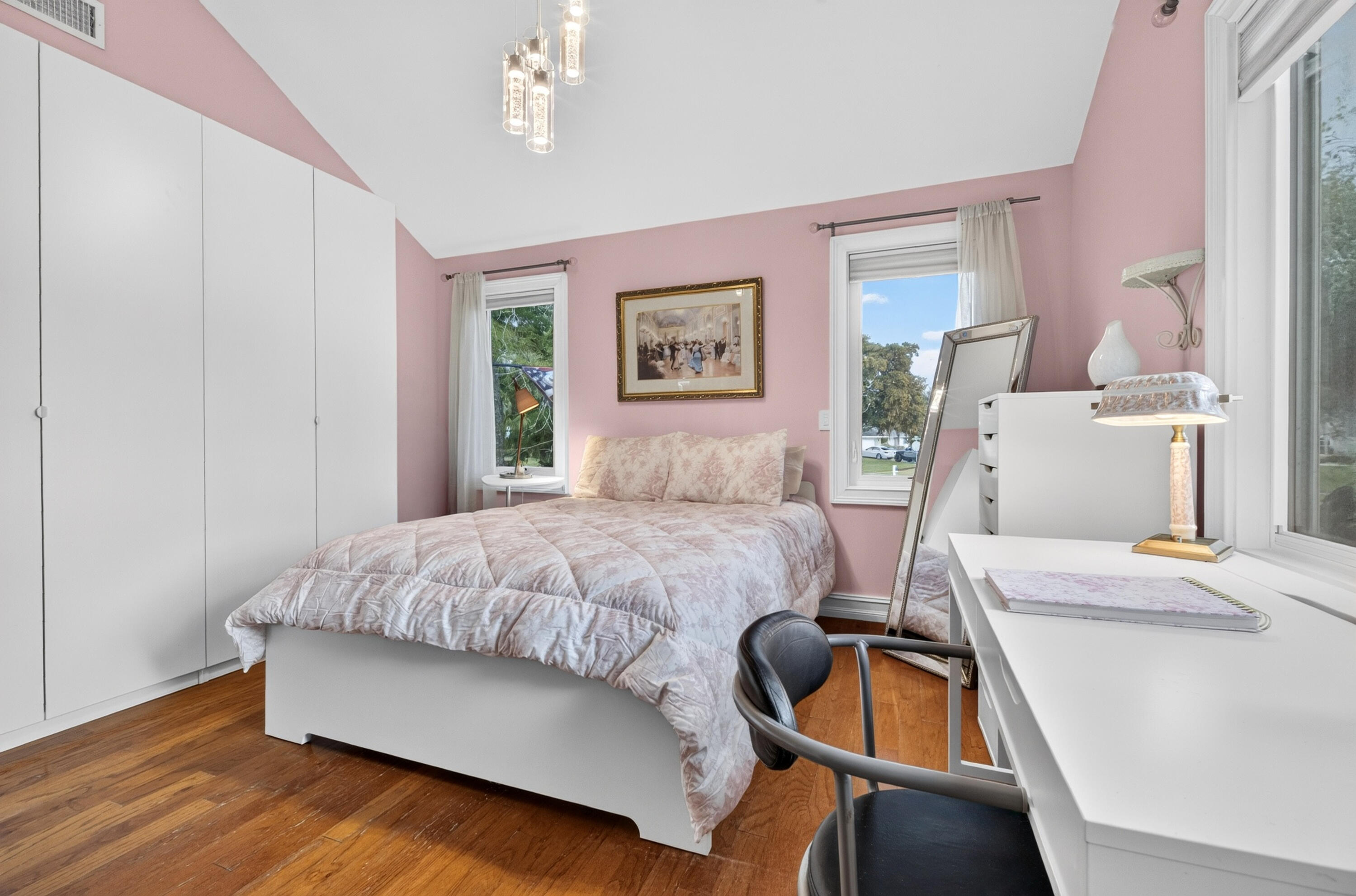 PINEWOOD GROVE OF WELLINGTON - Residential