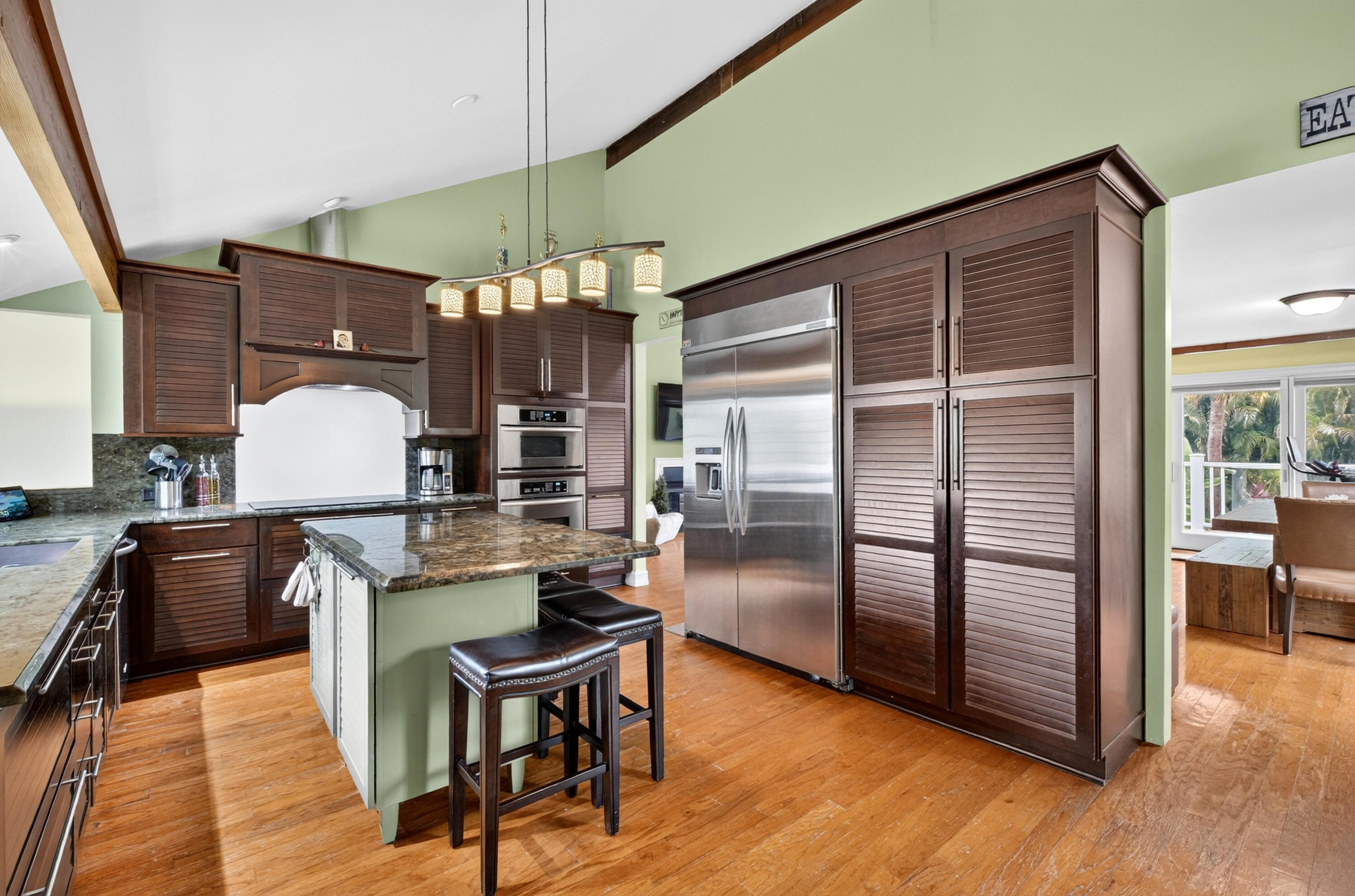 PINEWOOD GROVE OF WELLINGTON - Residential