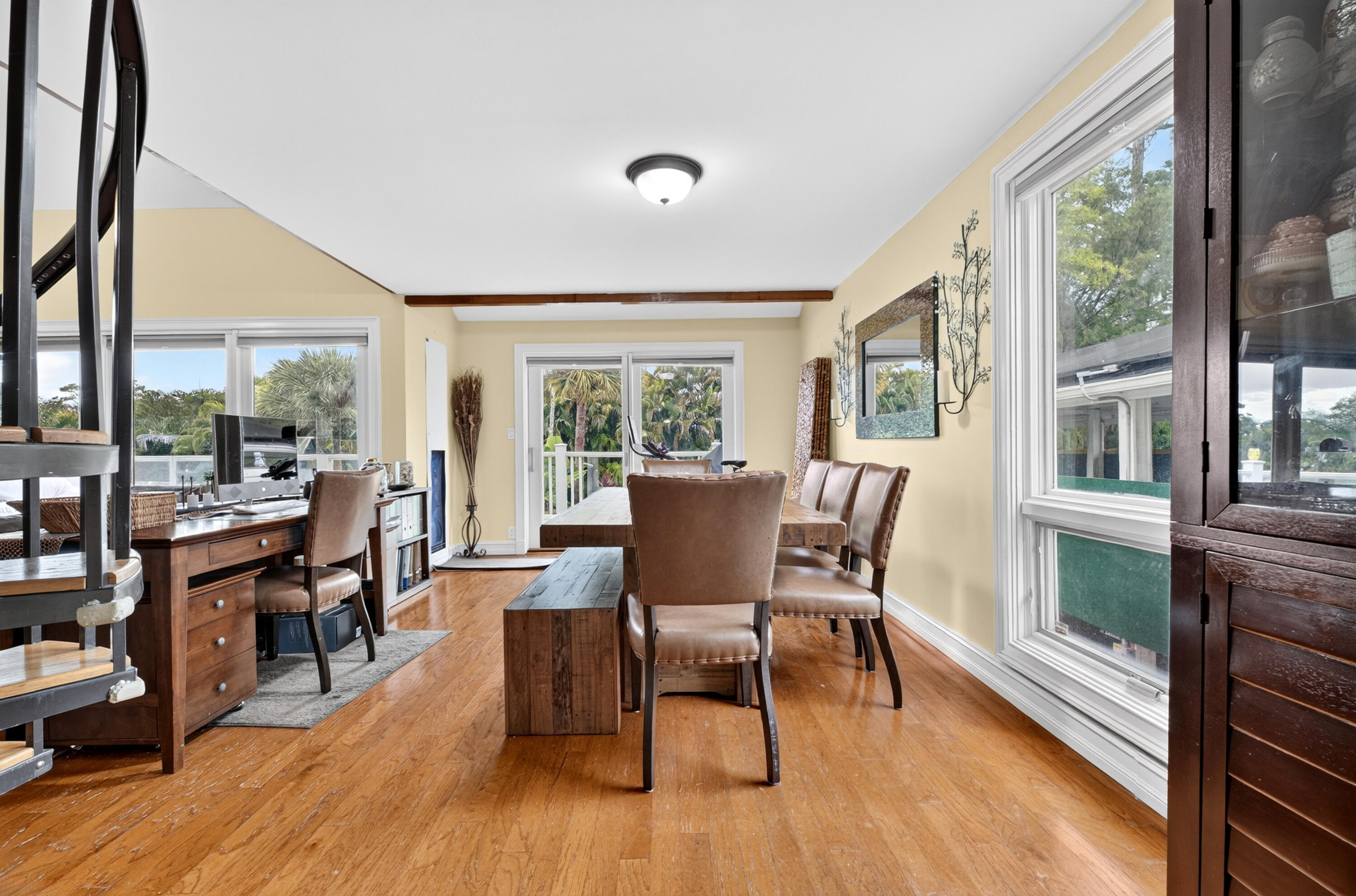 PINEWOOD GROVE OF WELLINGTON - Residential