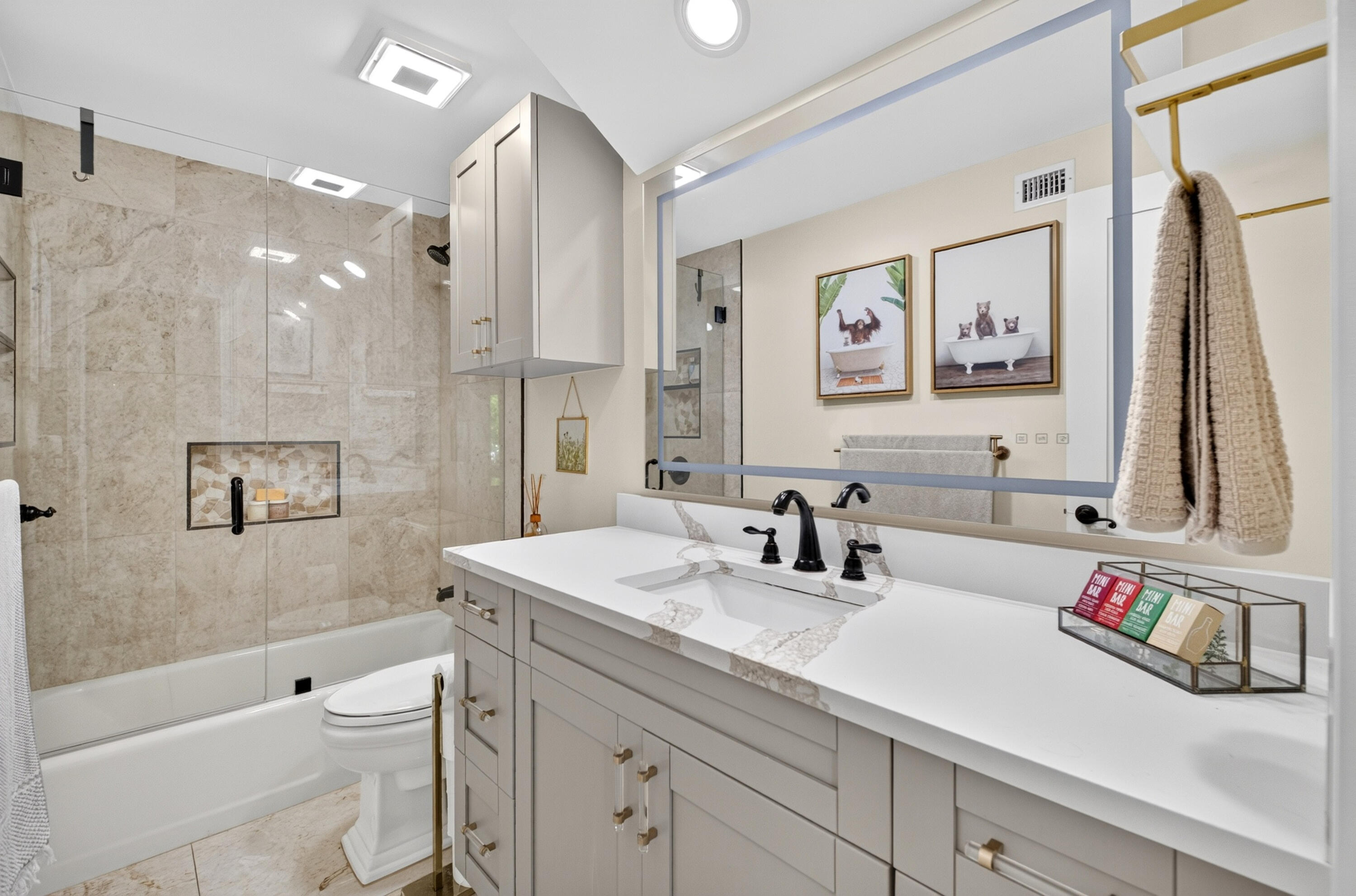 PINEWOOD GROVE OF WELLINGTON - Residential