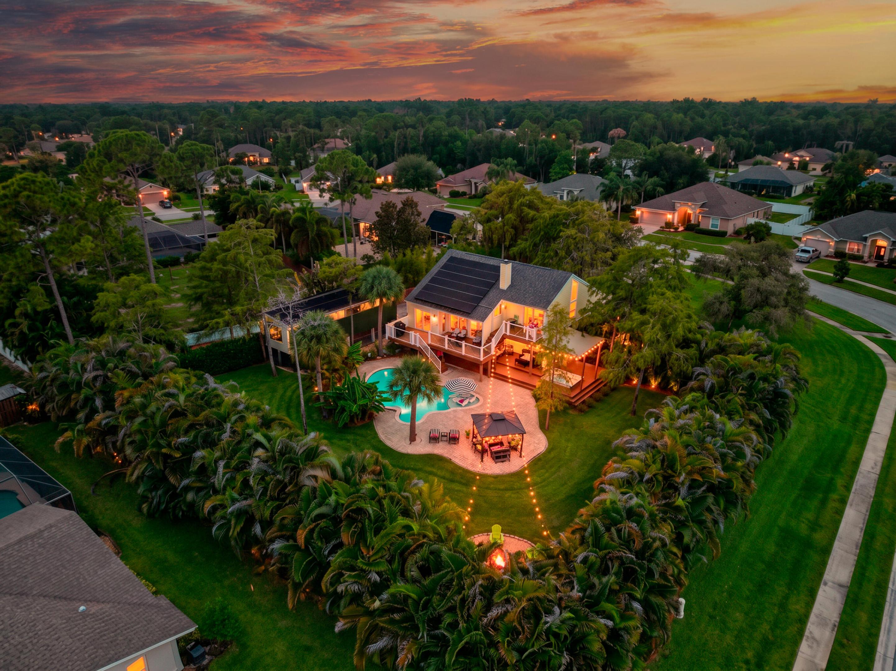 PINEWOOD GROVE OF WELLINGTON - Residential