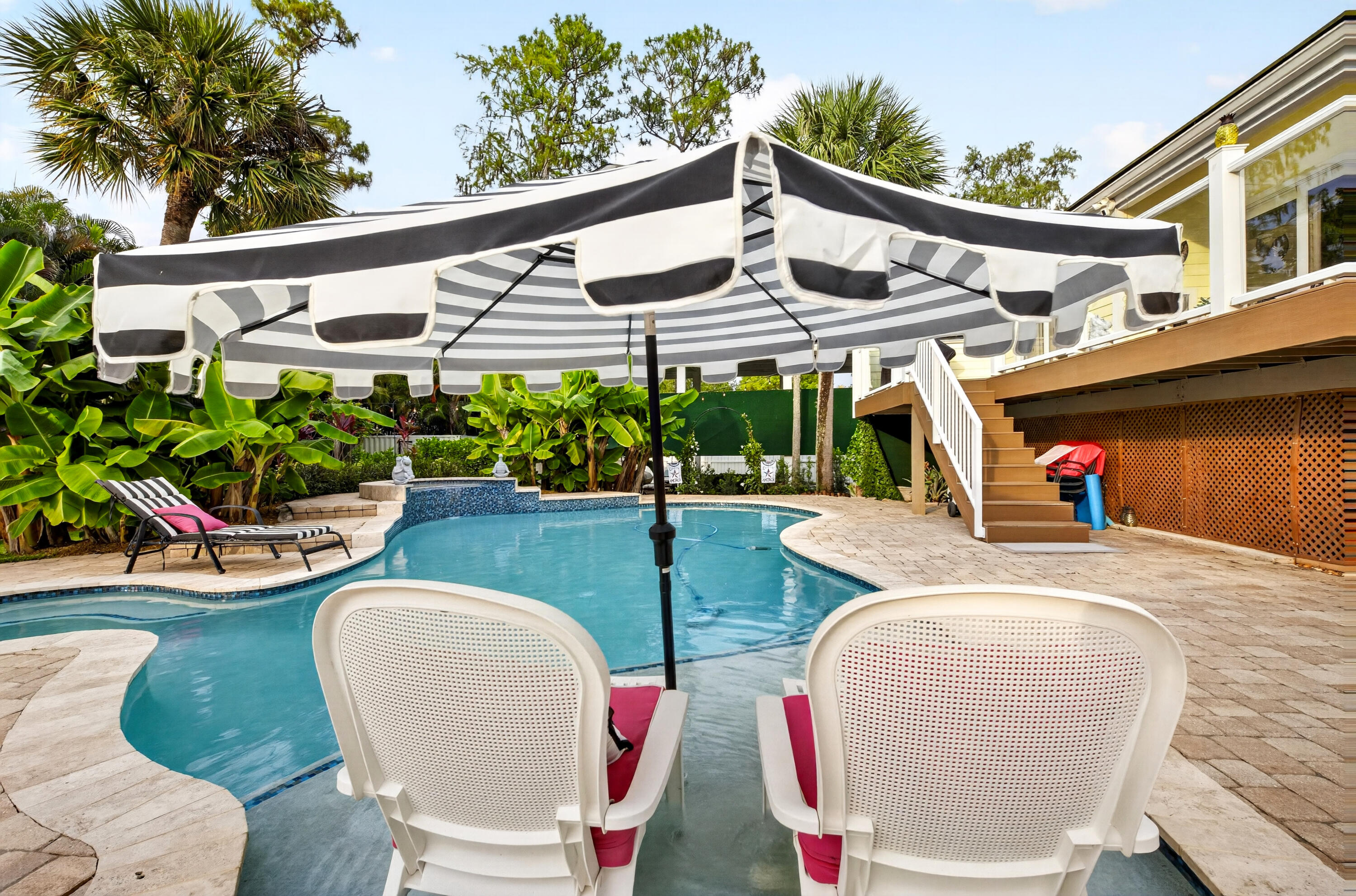 PINEWOOD GROVE OF WELLINGTON - Residential
