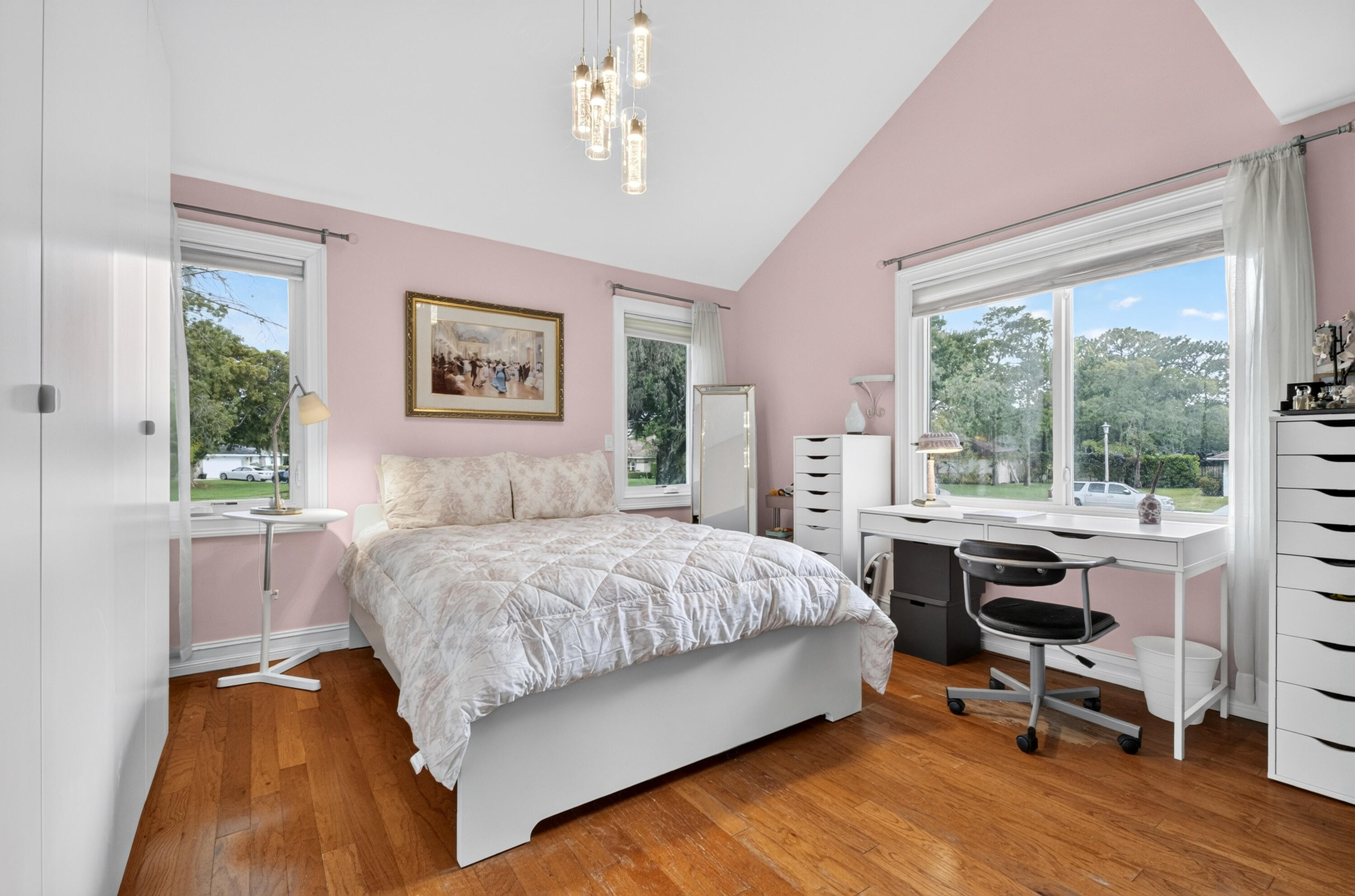 PINEWOOD GROVE OF WELLINGTON - Residential