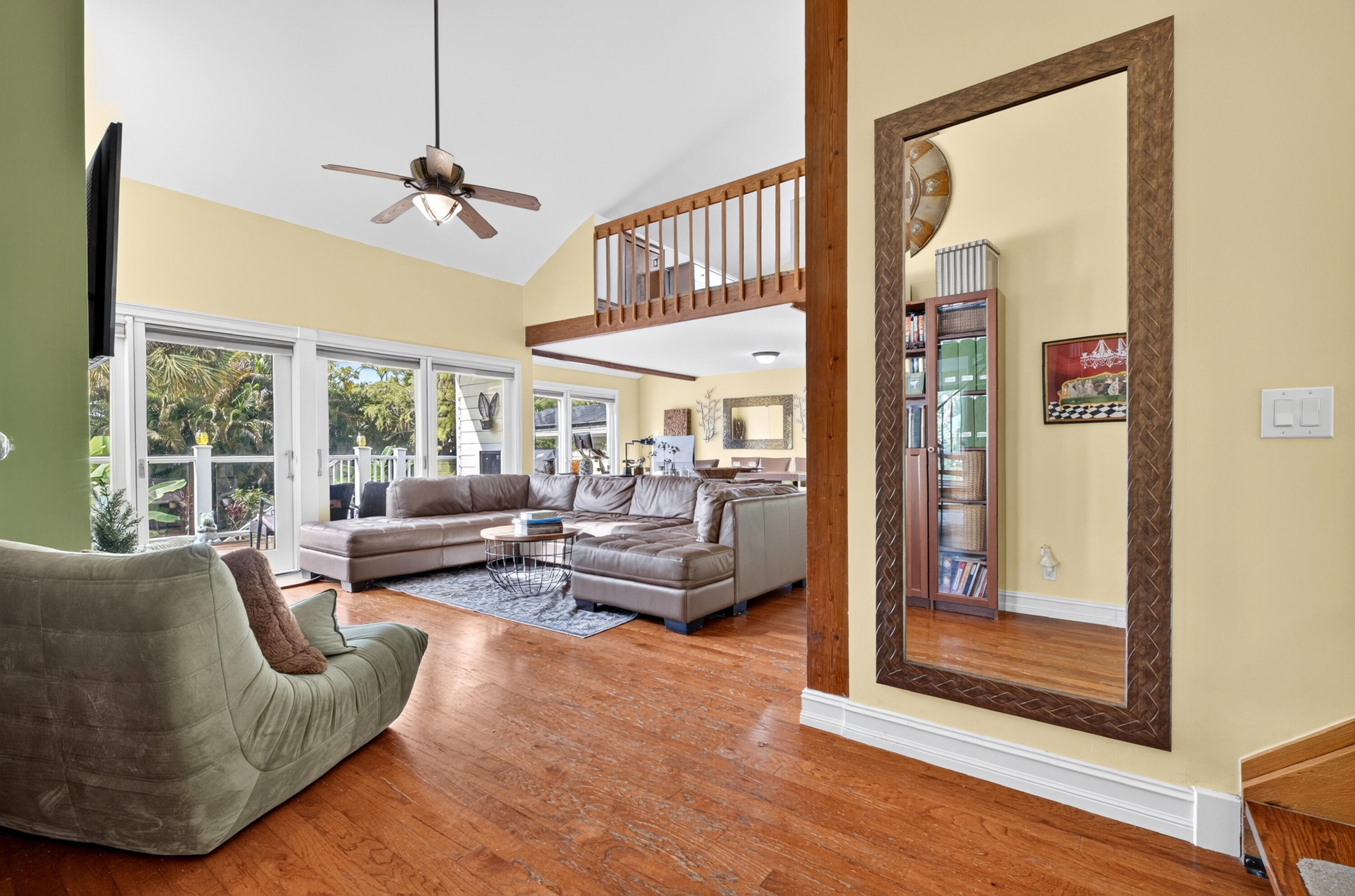 PINEWOOD GROVE OF WELLINGTON - Residential