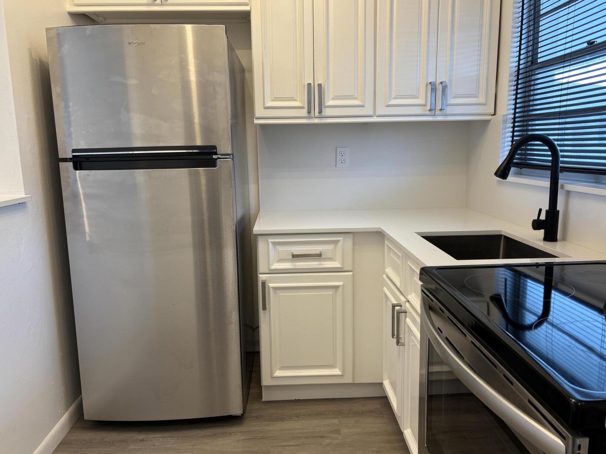 LEISUREVILLE LAKE CONDO - Residential Lease