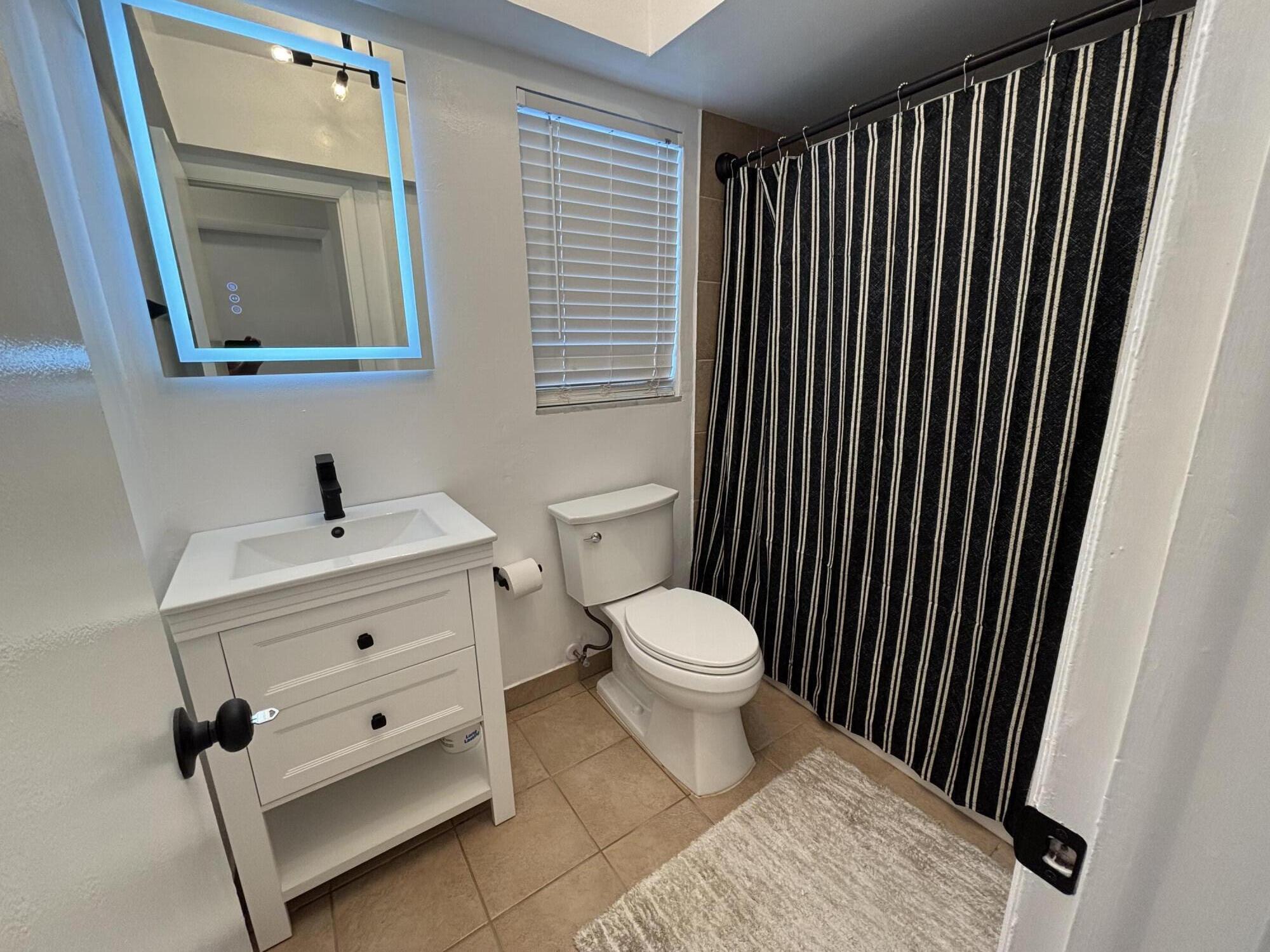 LEISUREVILLE LAKE CONDO - Residential Lease
