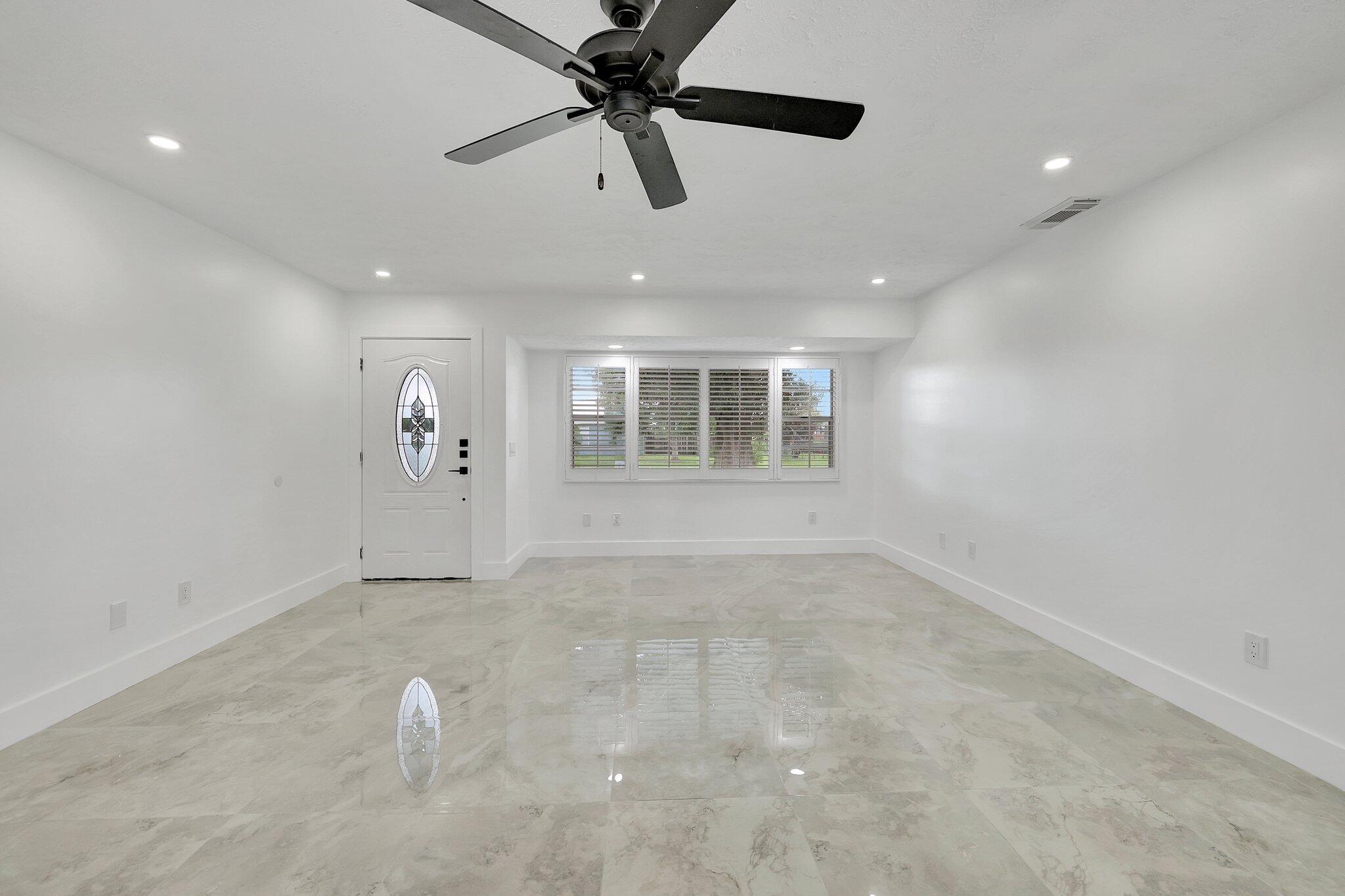 PORT ST LUCIE SECTION 1 - Residential