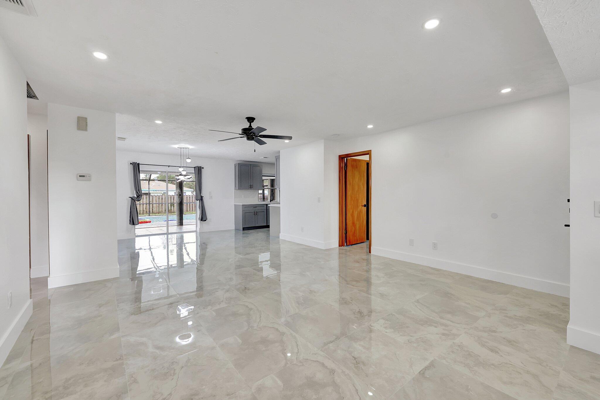 PORT ST LUCIE SECTION 1 - Residential