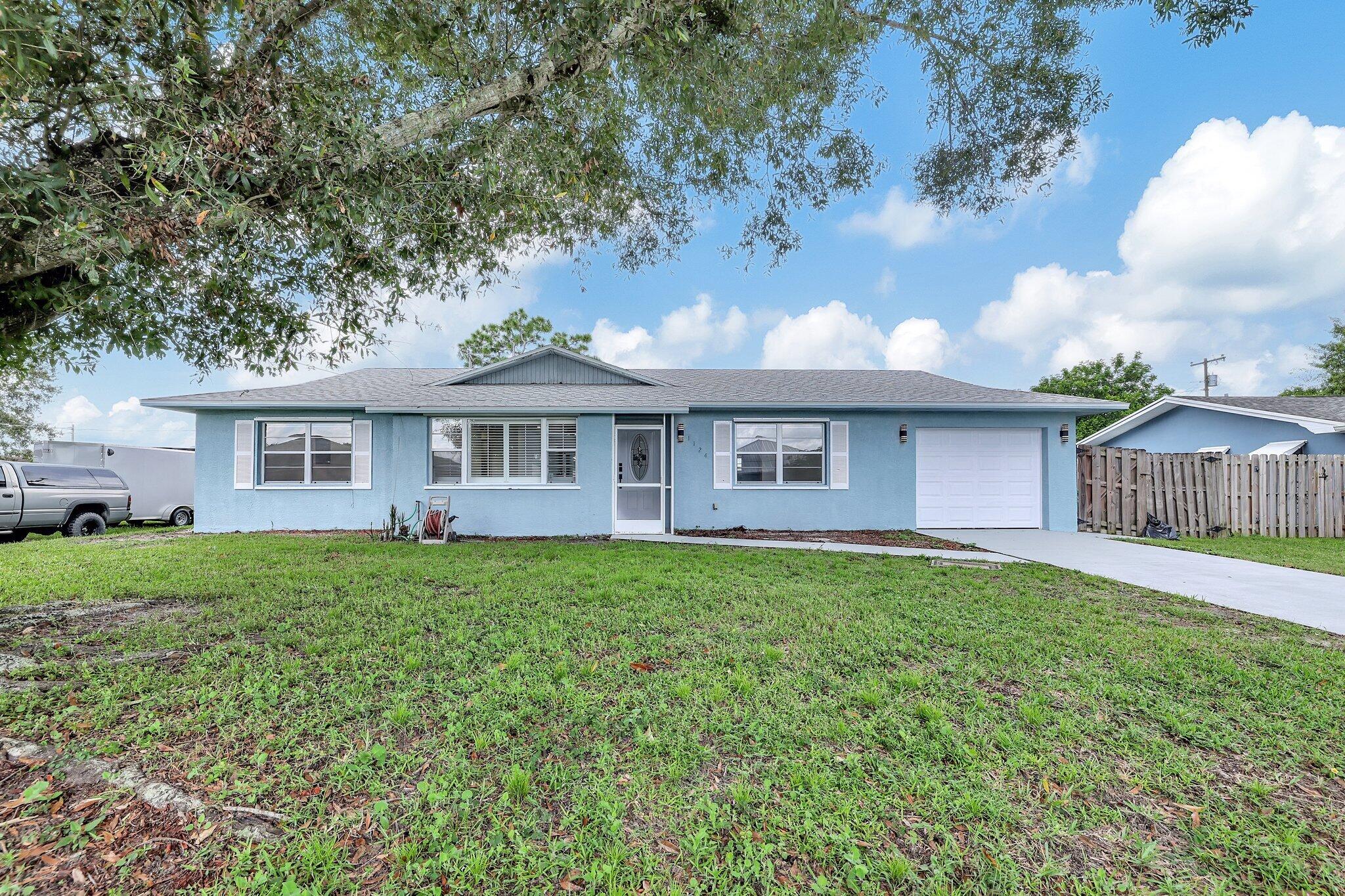PORT ST LUCIE SECTION 1 - Residential