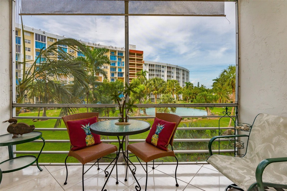 Garden Aire Village Sea H - Residential