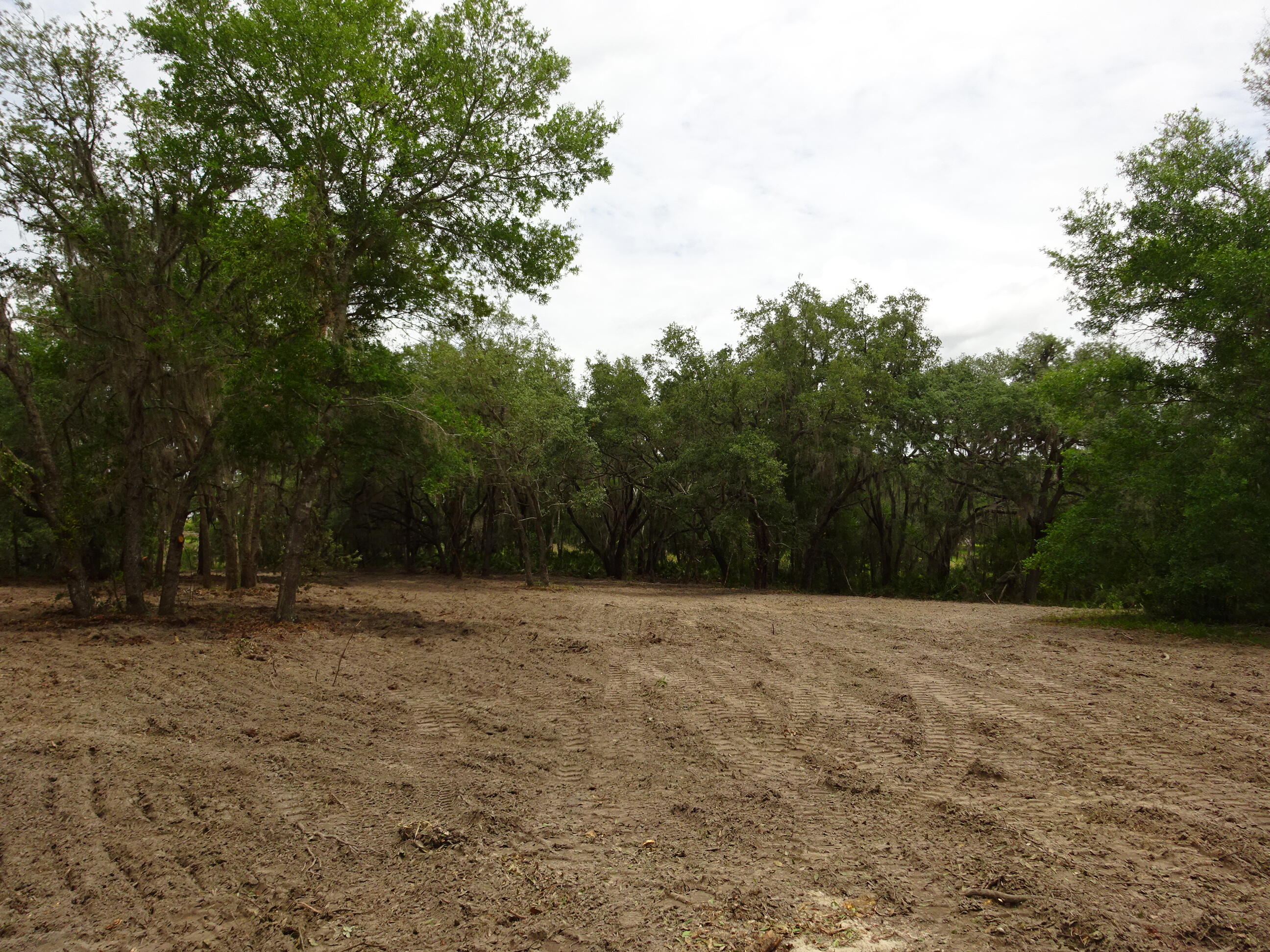 RAINBOW LAKES ESTATES SEC L - Land