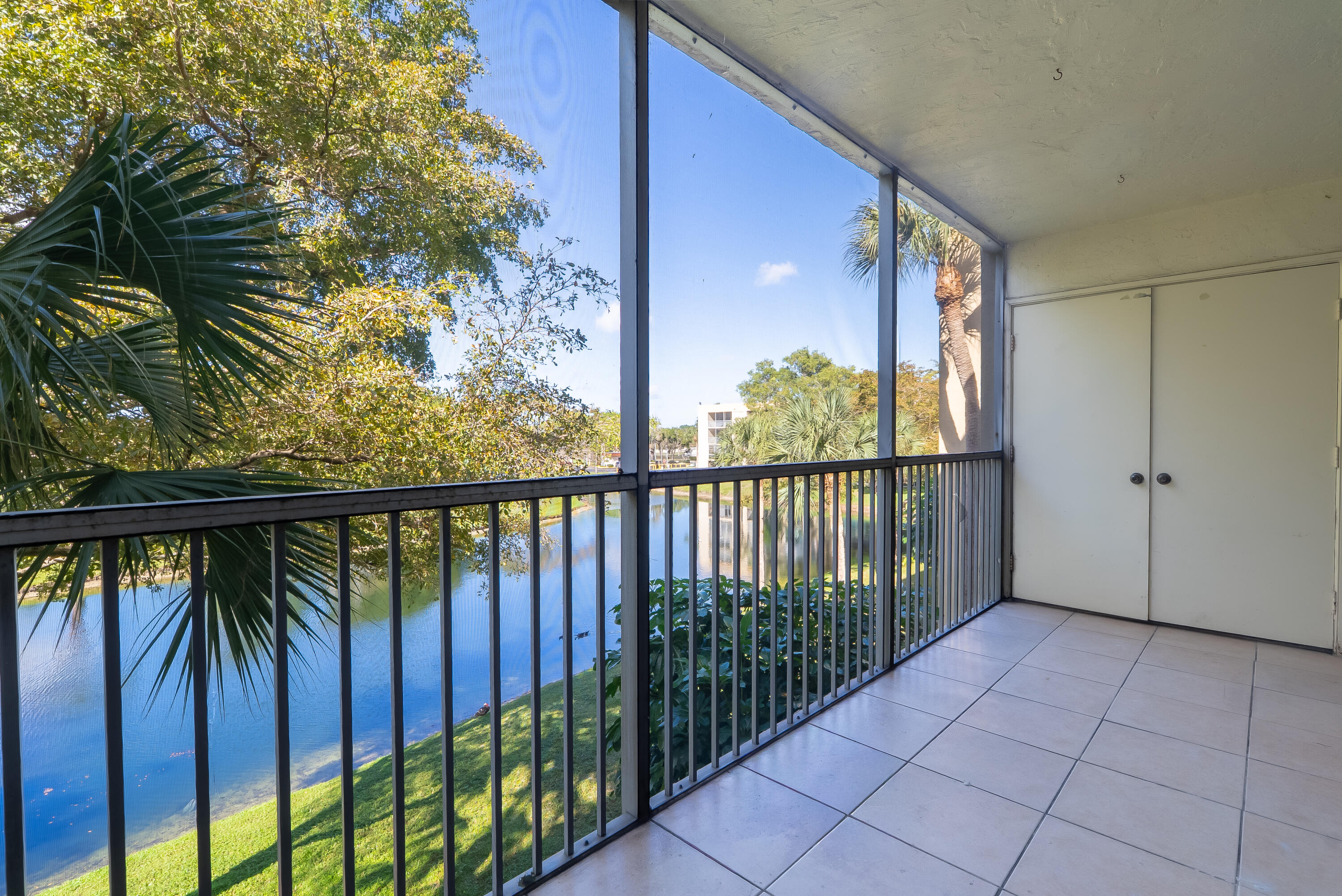 CYPRESS CHASE NORTH NO 4 CONDO - Residential