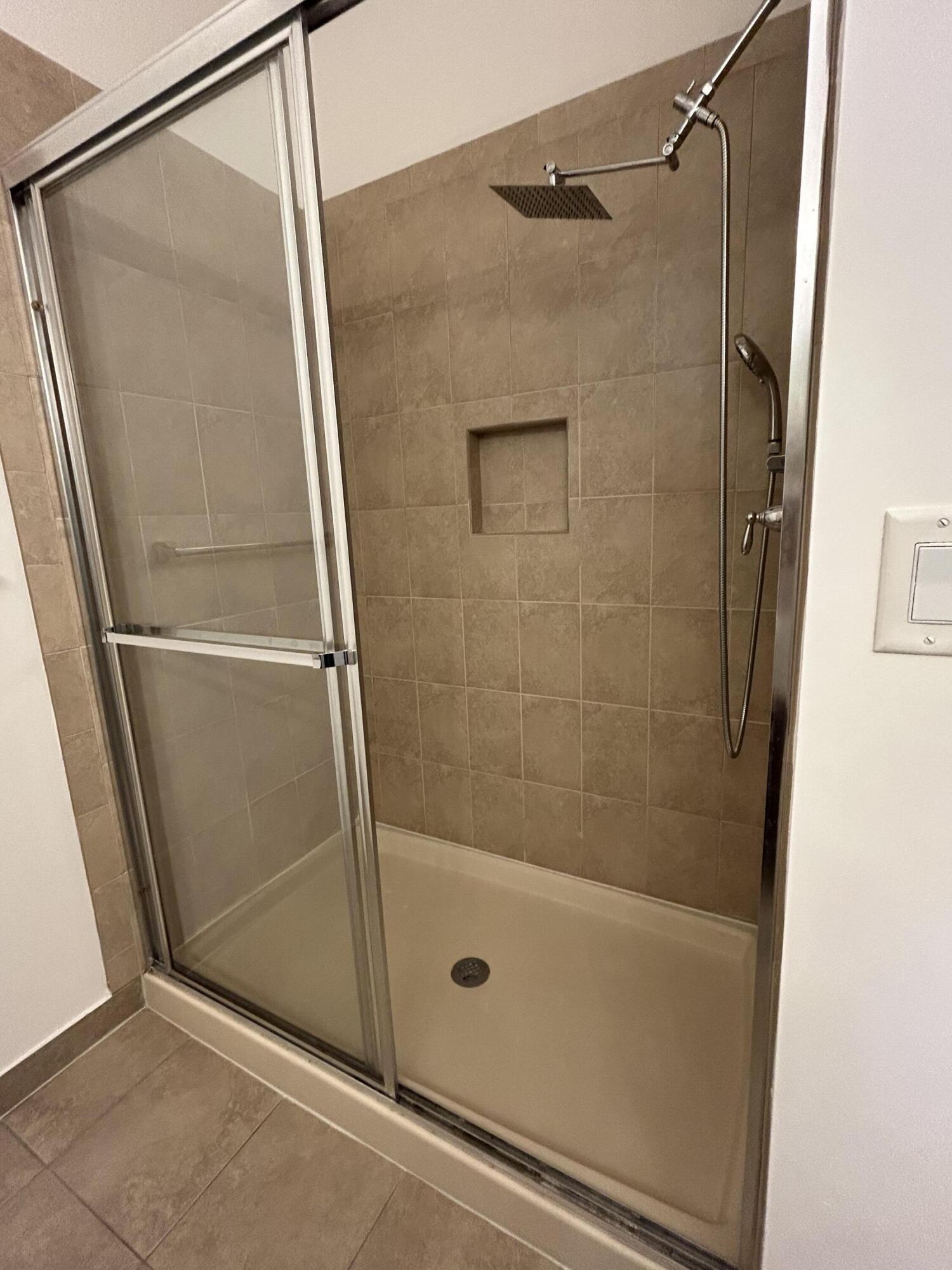 orchid grove - Residential Lease