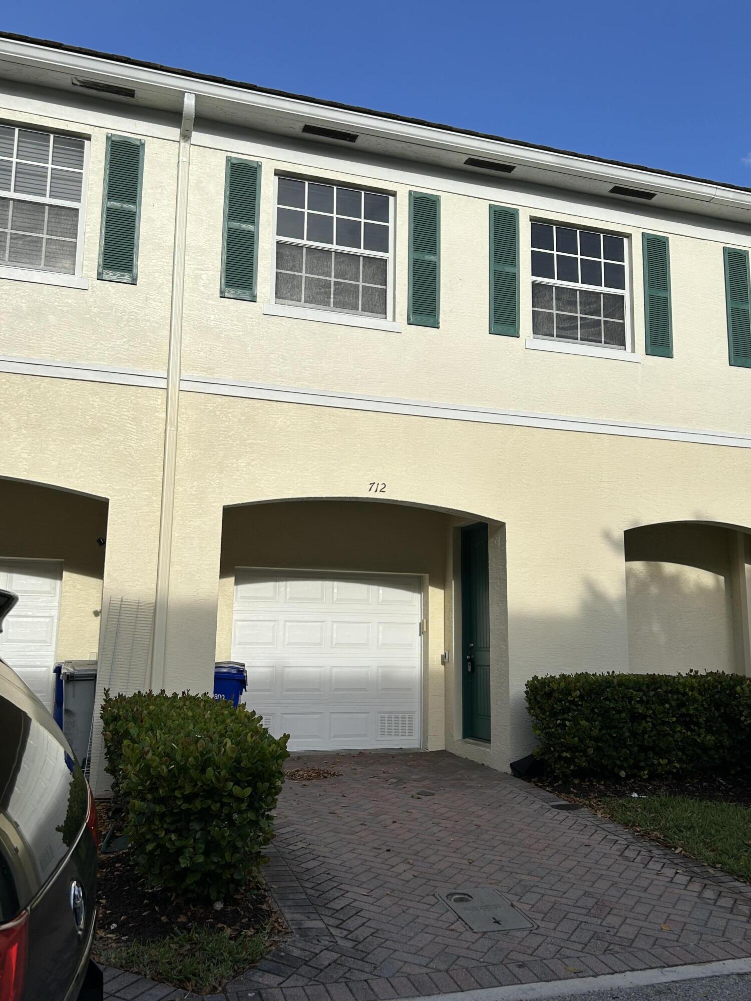orchid grove - Residential Lease