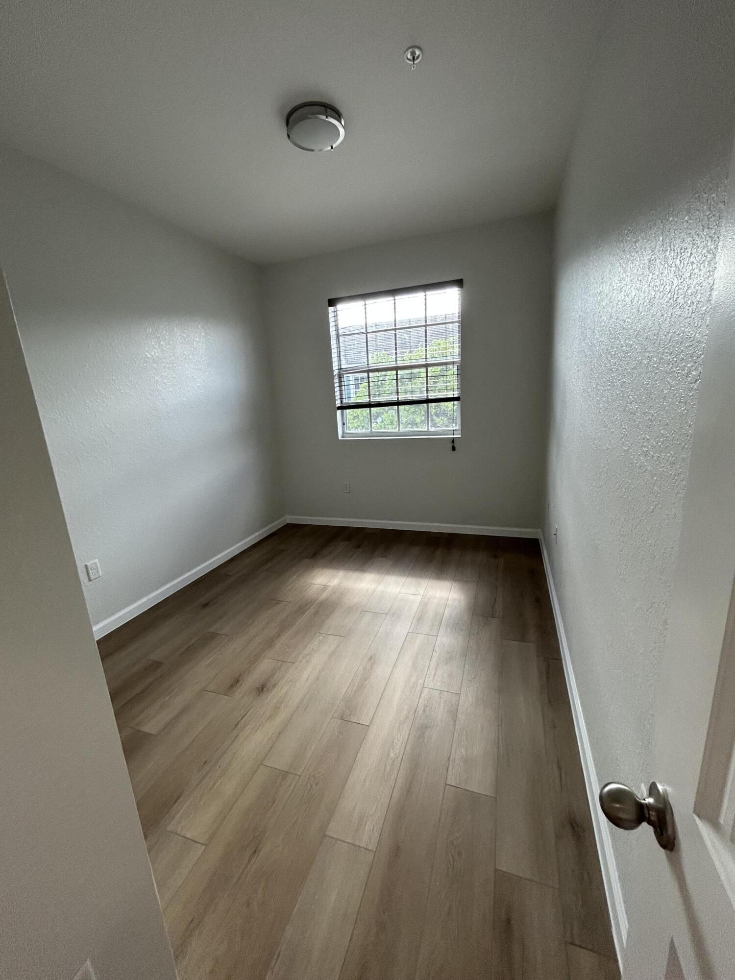orchid grove - Residential Lease