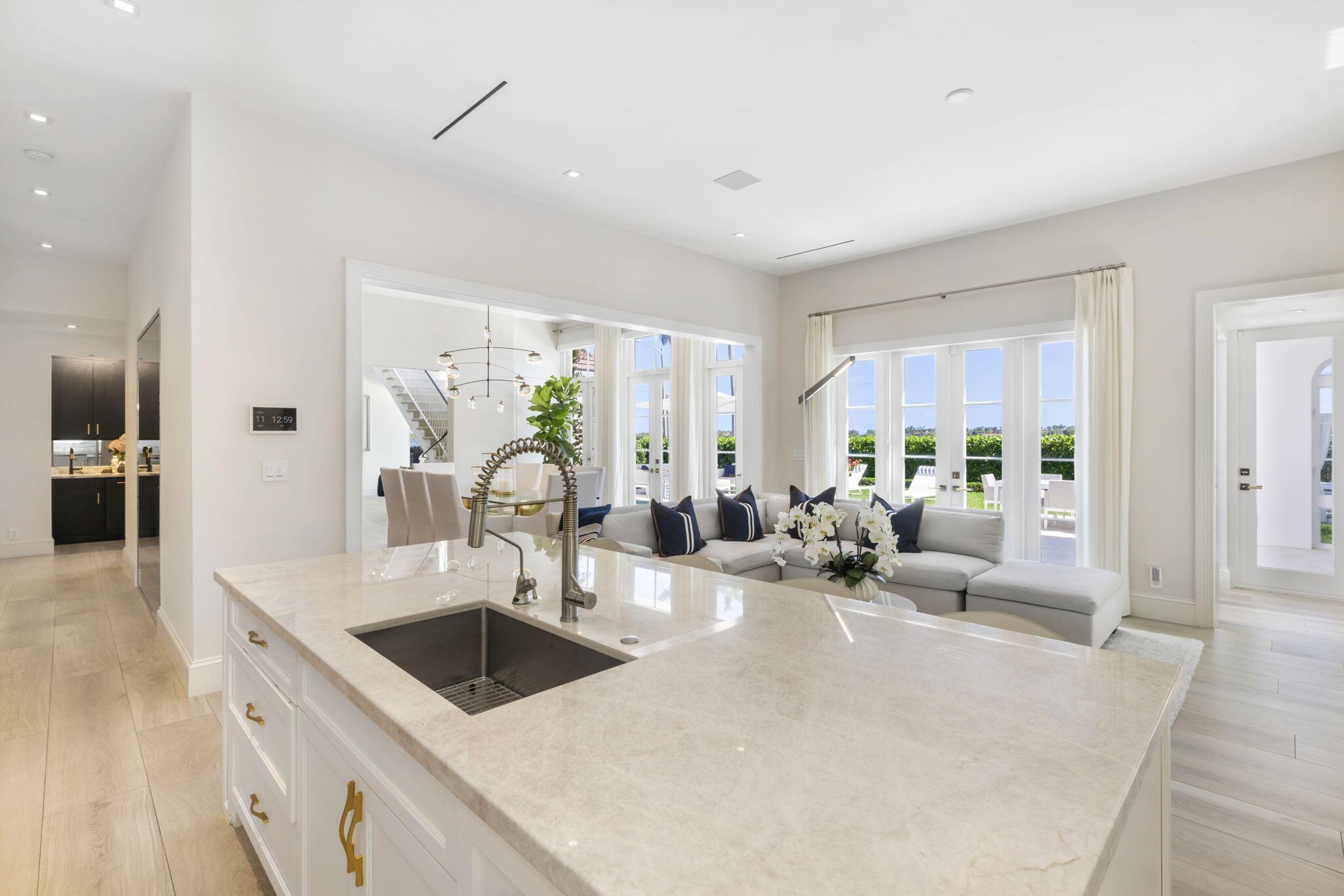 LITTLE RANCHES 1ST ADD - Residential
