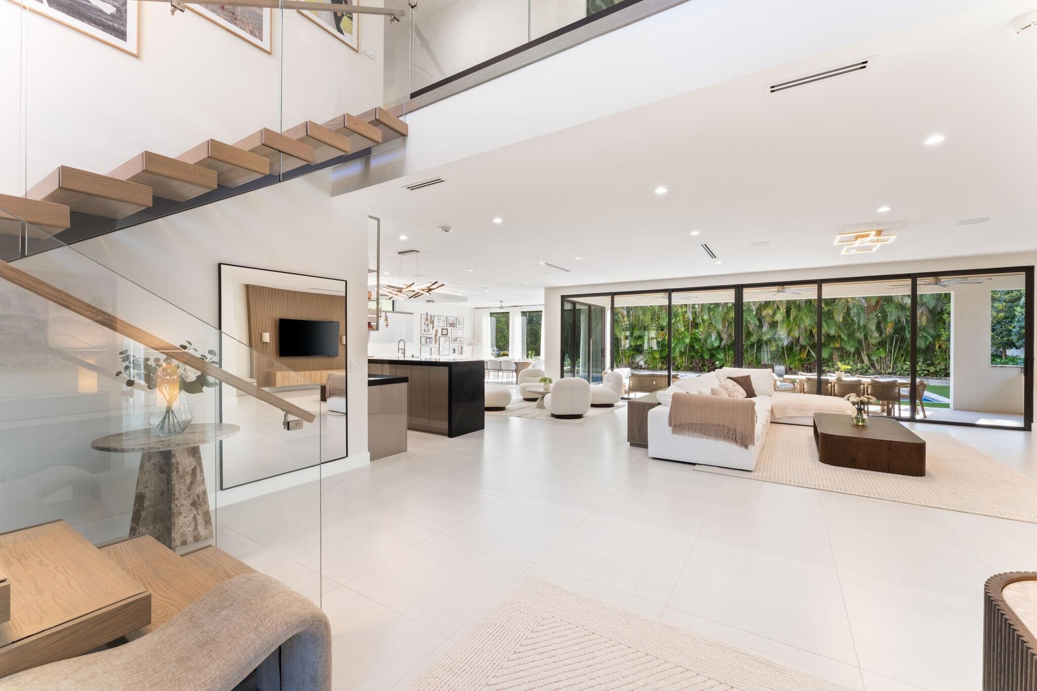 RIO VISTA ISLES - Residential