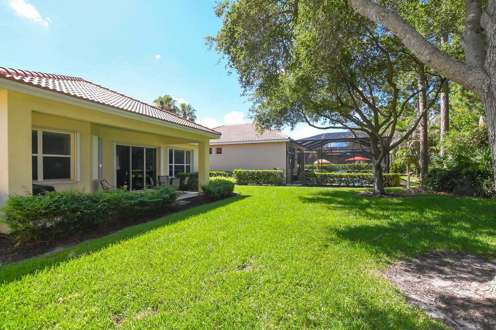 PGA VILLAGE (The Lakes) - Residential