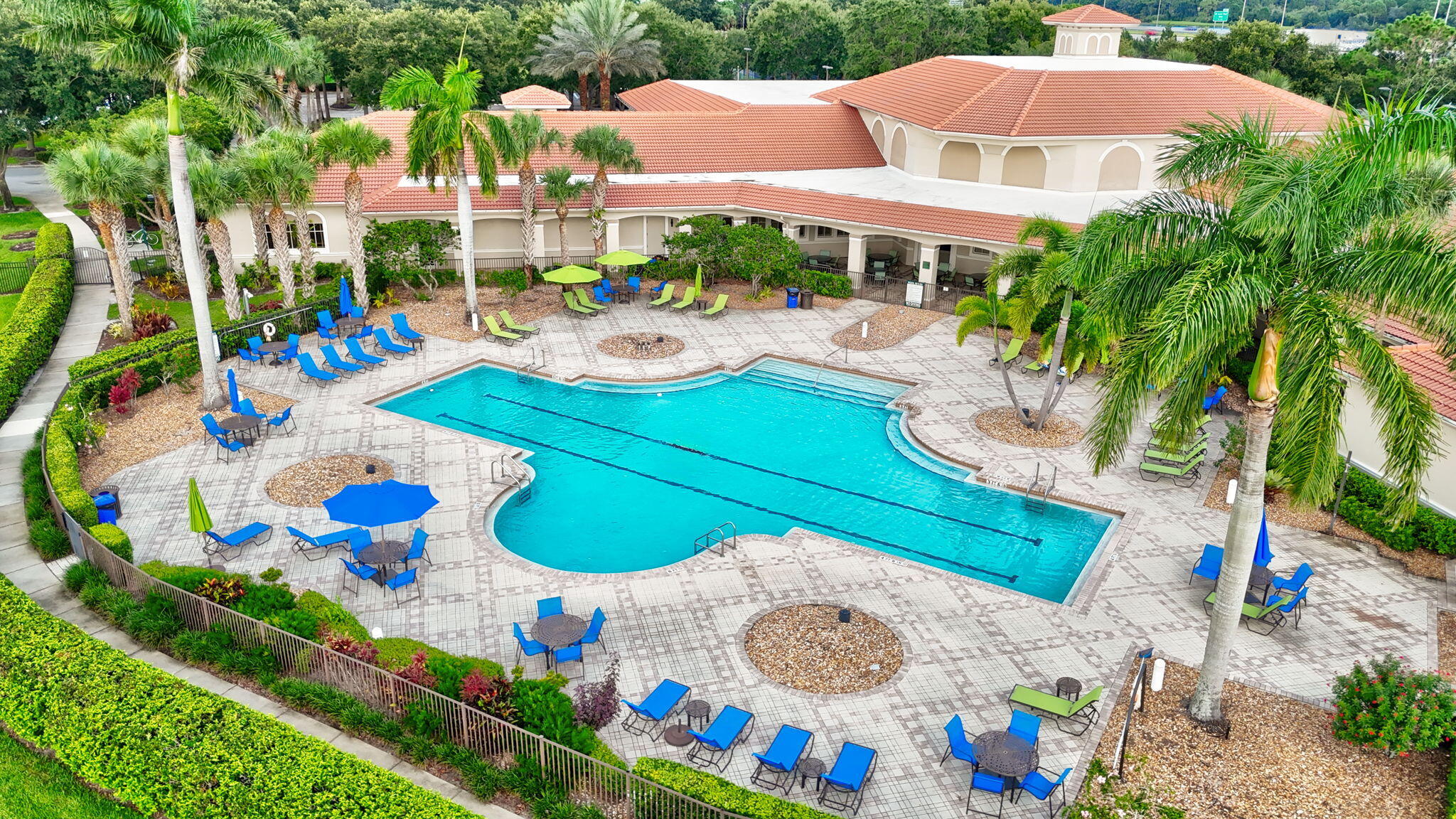 PGA VILLAGE (The Lakes) - Residential