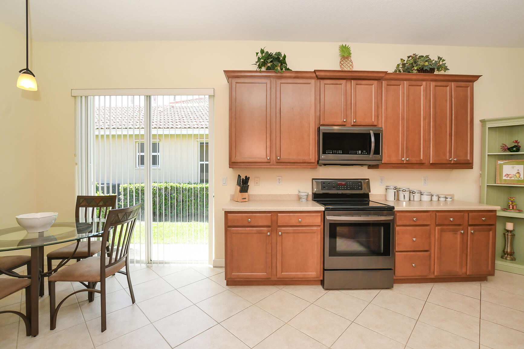 PGA VILLAGE (The Lakes) - Residential