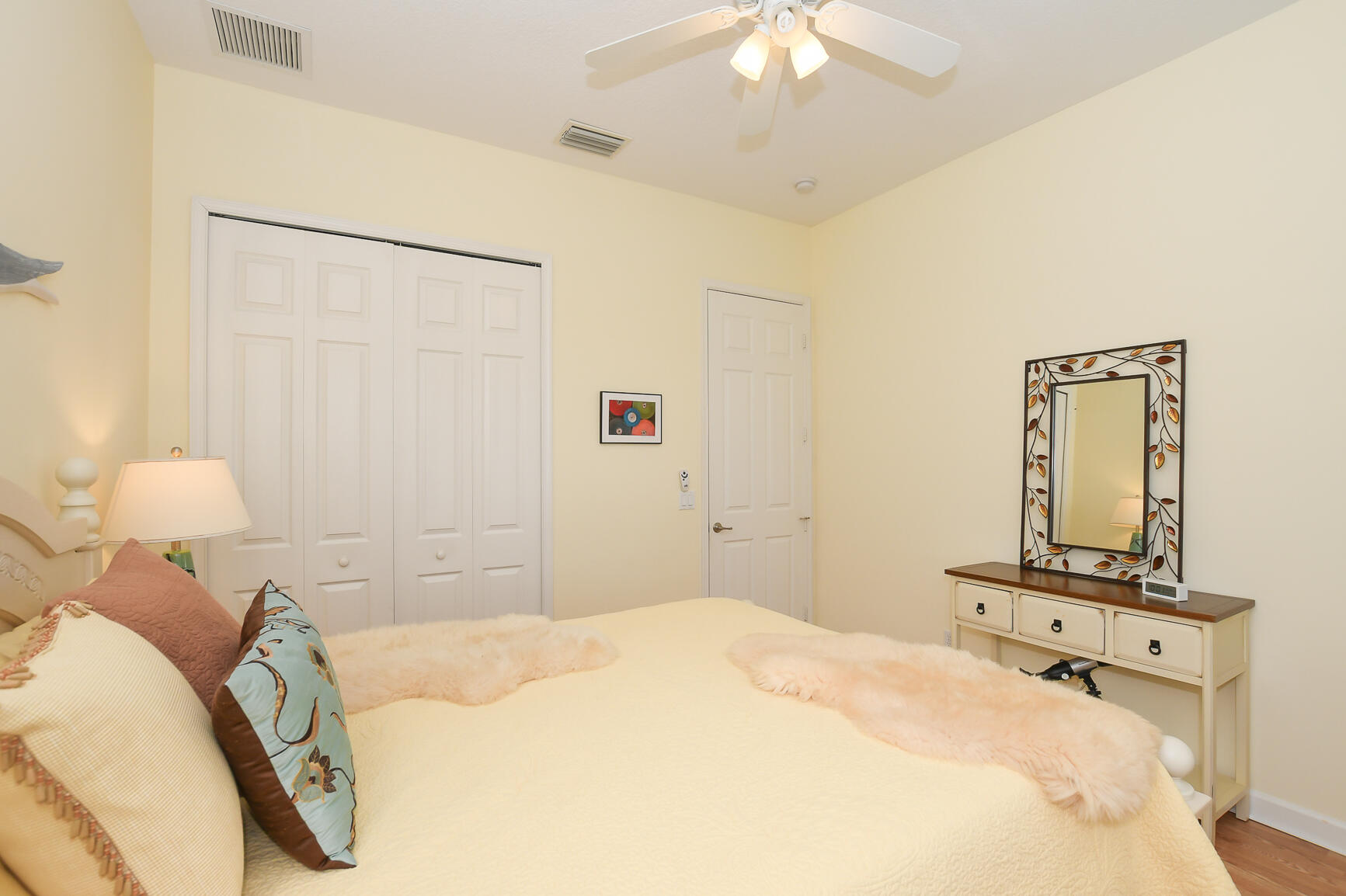 PGA VILLAGE (The Lakes) - Residential