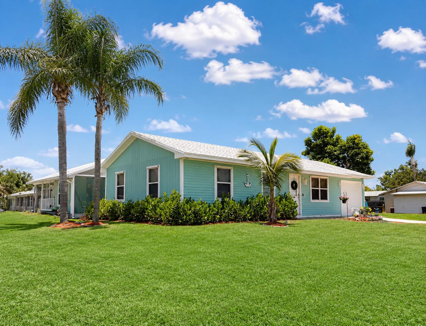 CORAL GARDENS - Residential