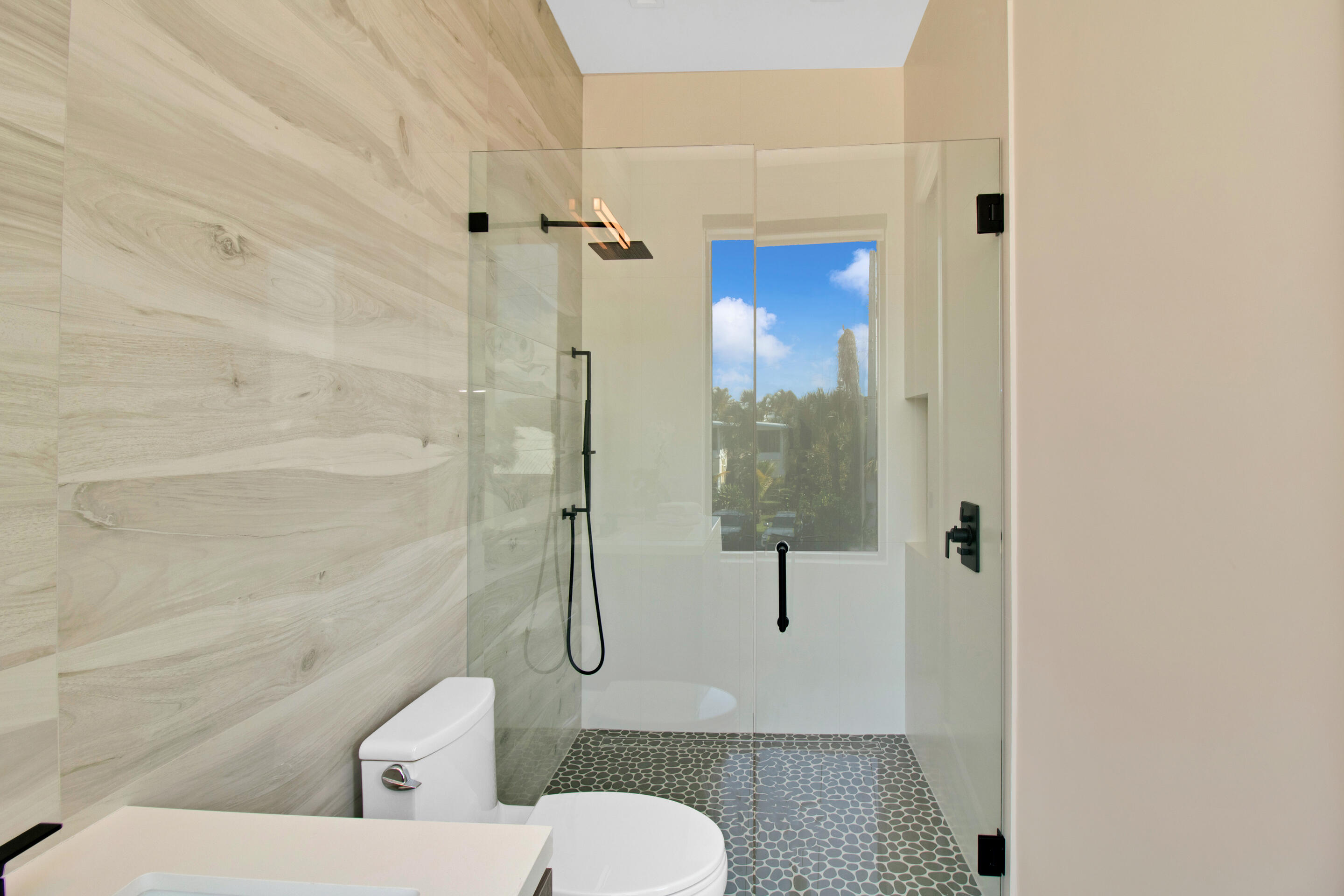 COVE 4 CONDO - Residential