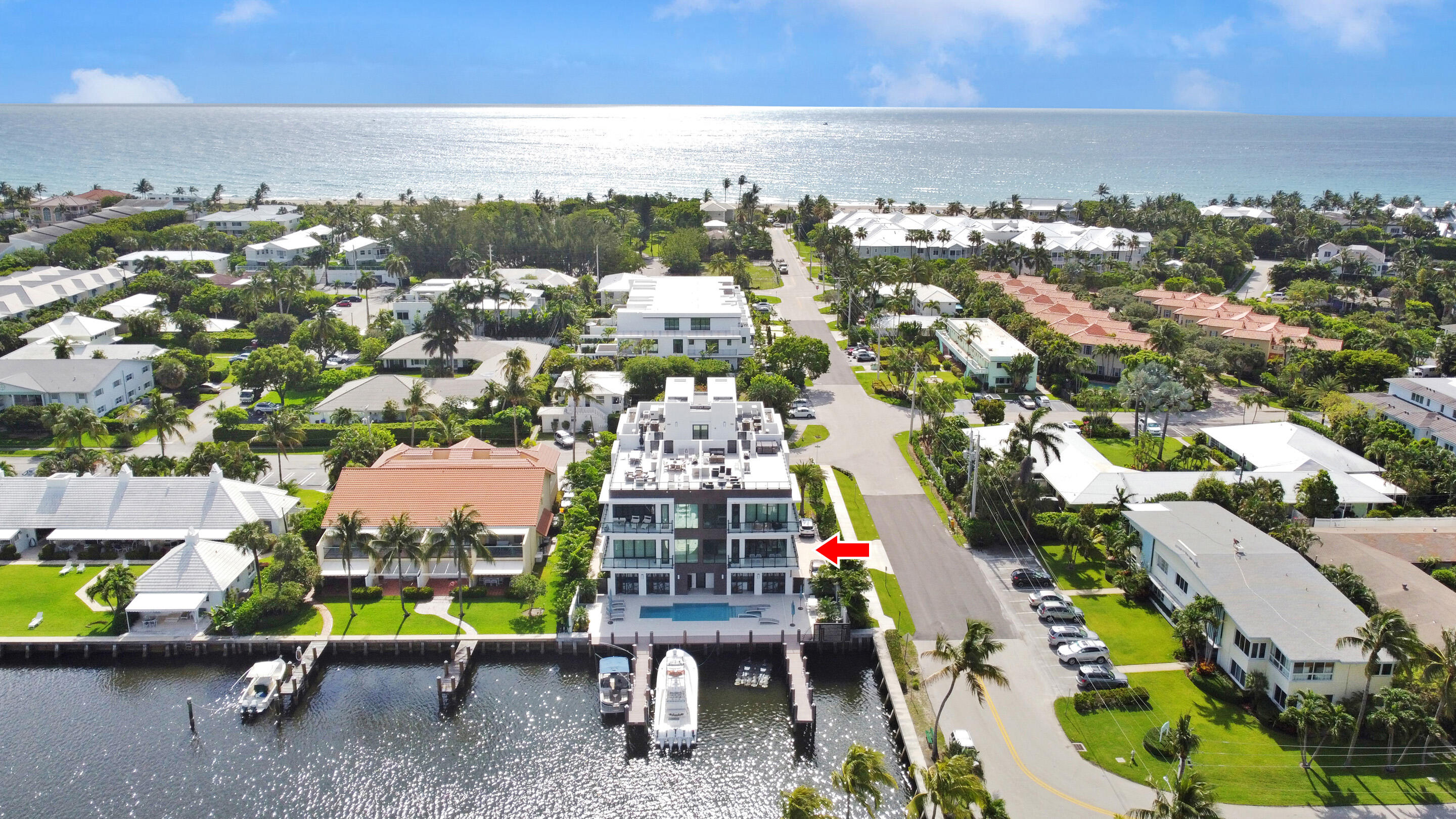 COVE 4 CONDO - Residential