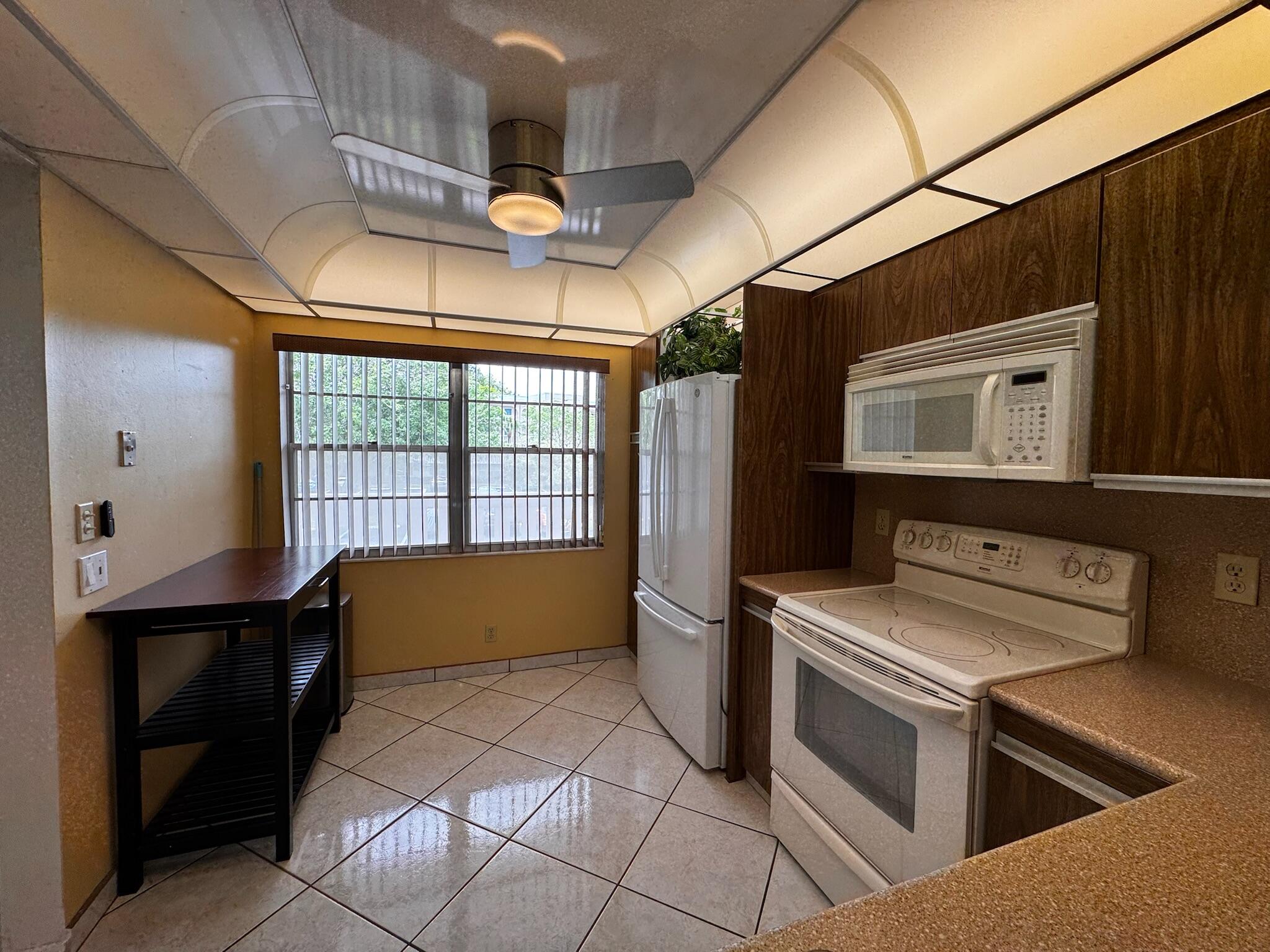 GRANADA VILLAGE D CONDO - Residential