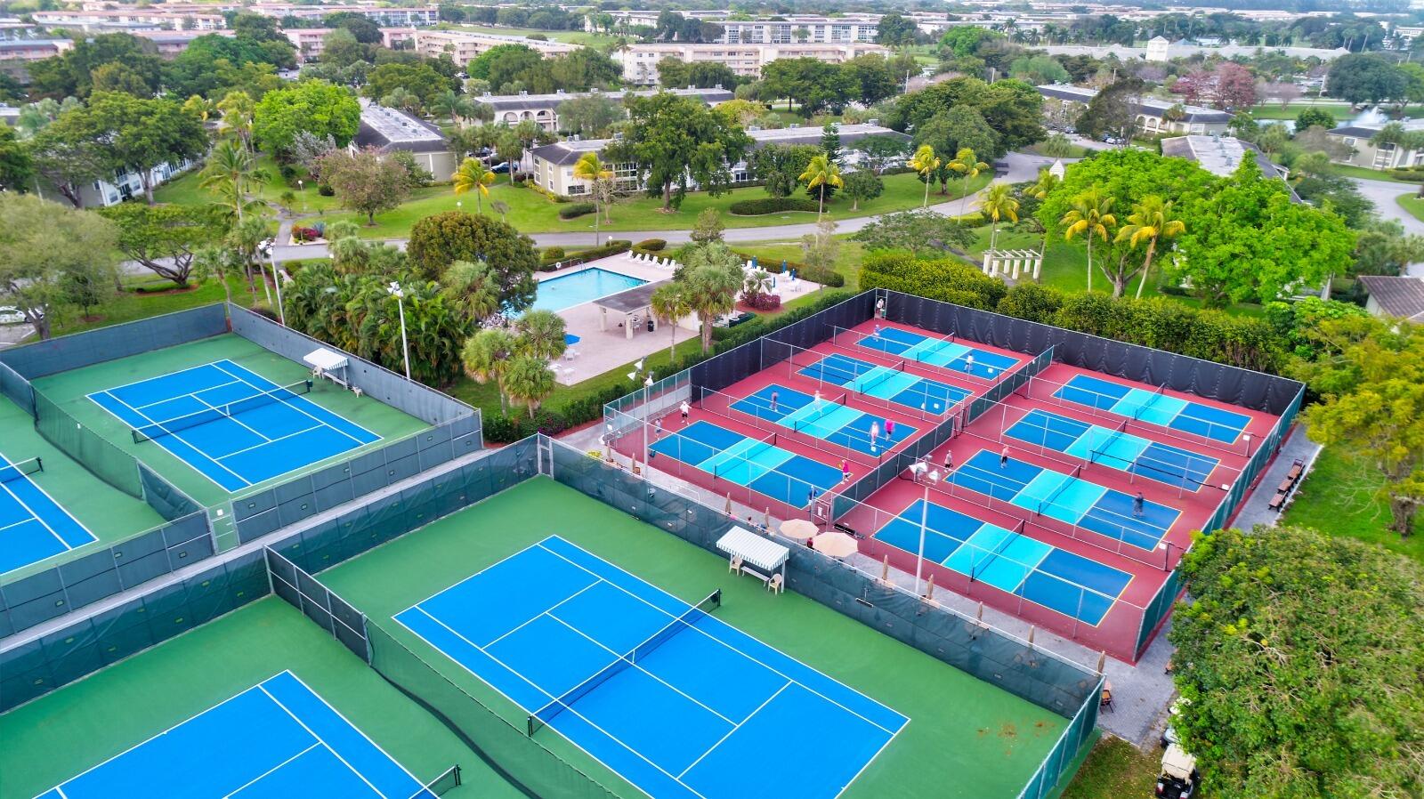 GRANADA VILLAGE D CONDO - Residential