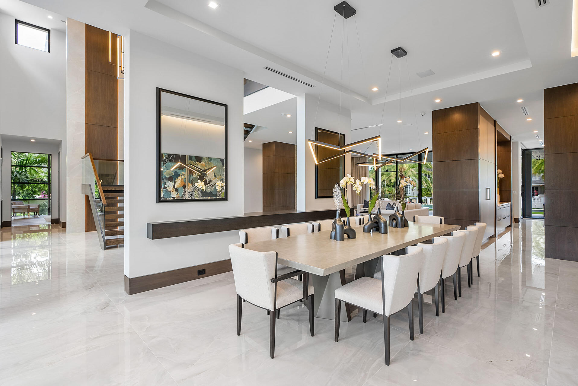 ROYAL PALM YACHT & COUNTRY CLUB - Residential