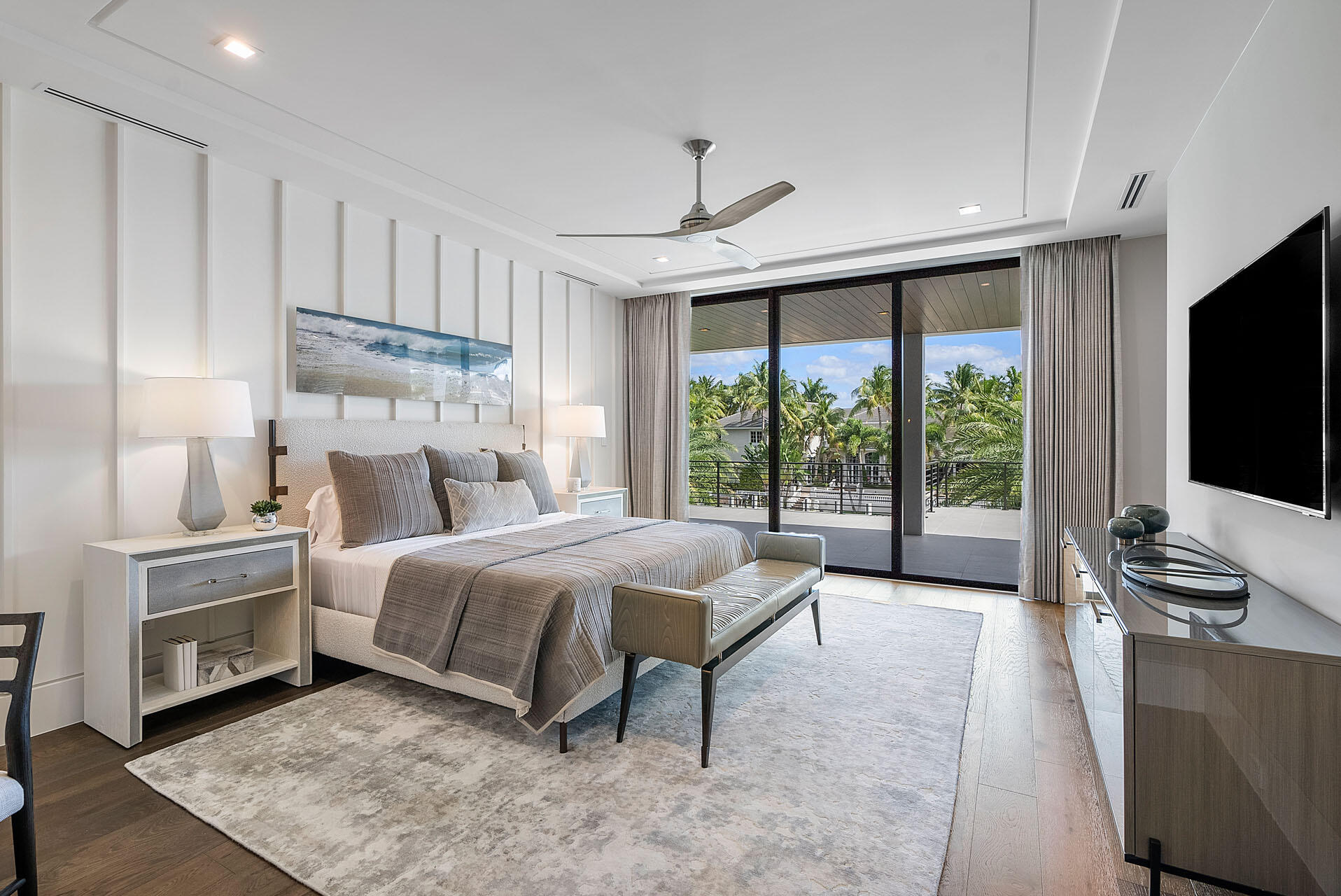ROYAL PALM YACHT & COUNTRY CLUB - Residential