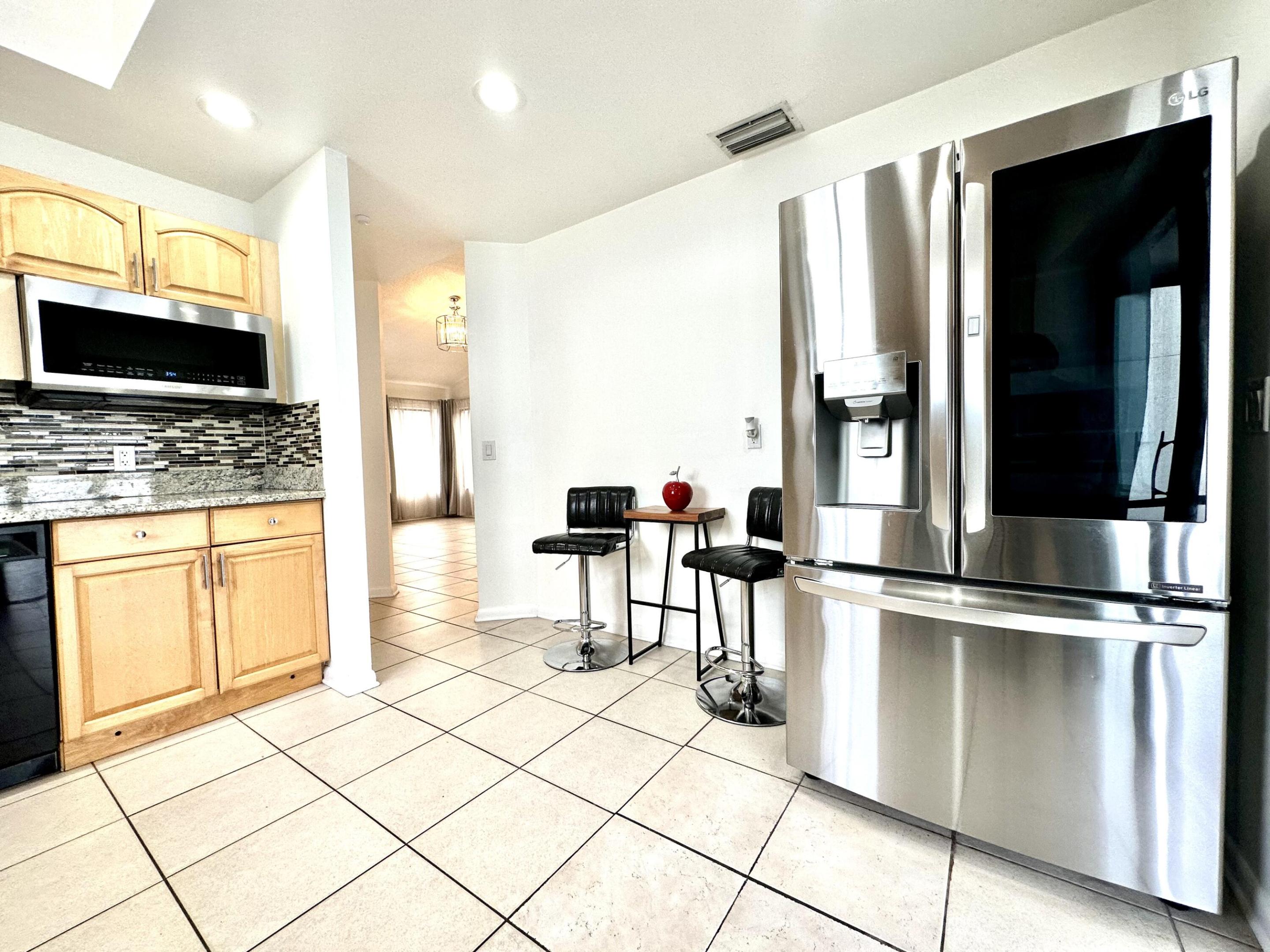 STRAWBERRY LAKES 1 - Residential Lease