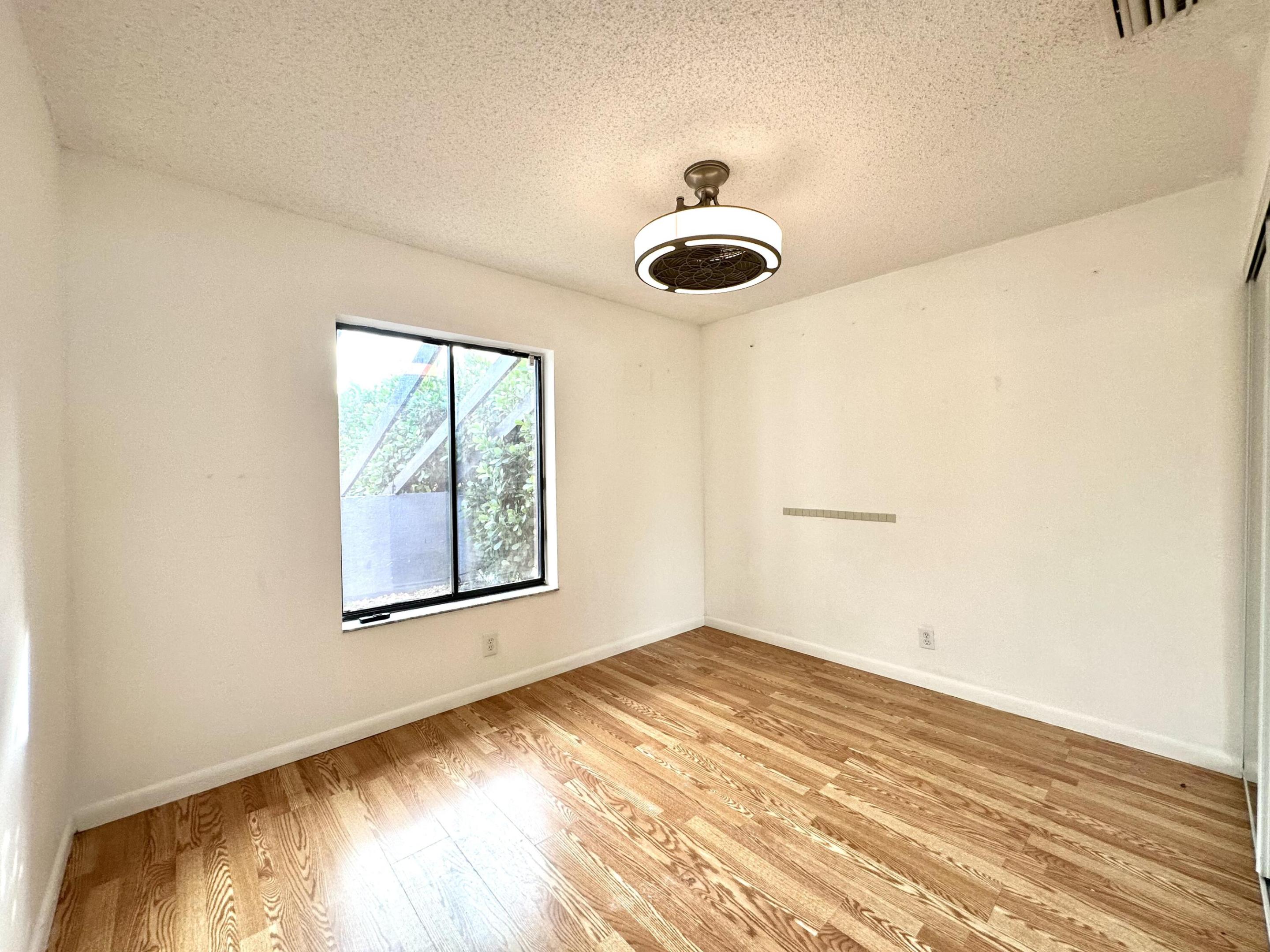 STRAWBERRY LAKES 1 - Residential Lease