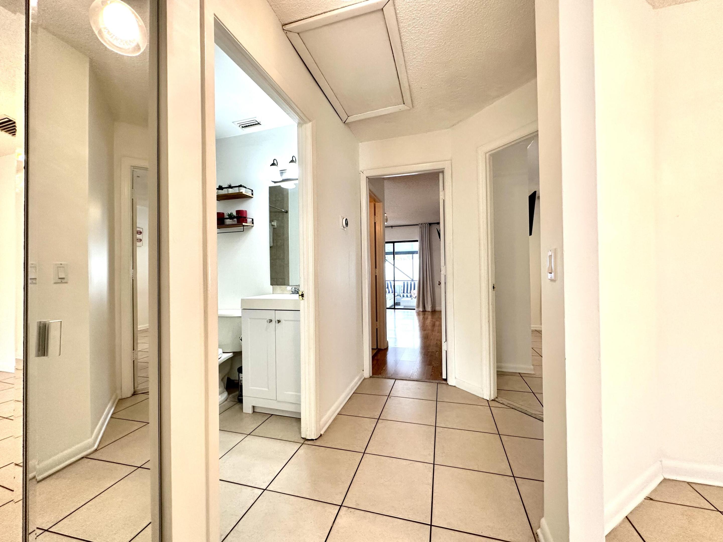 STRAWBERRY LAKES 1 - Residential Lease