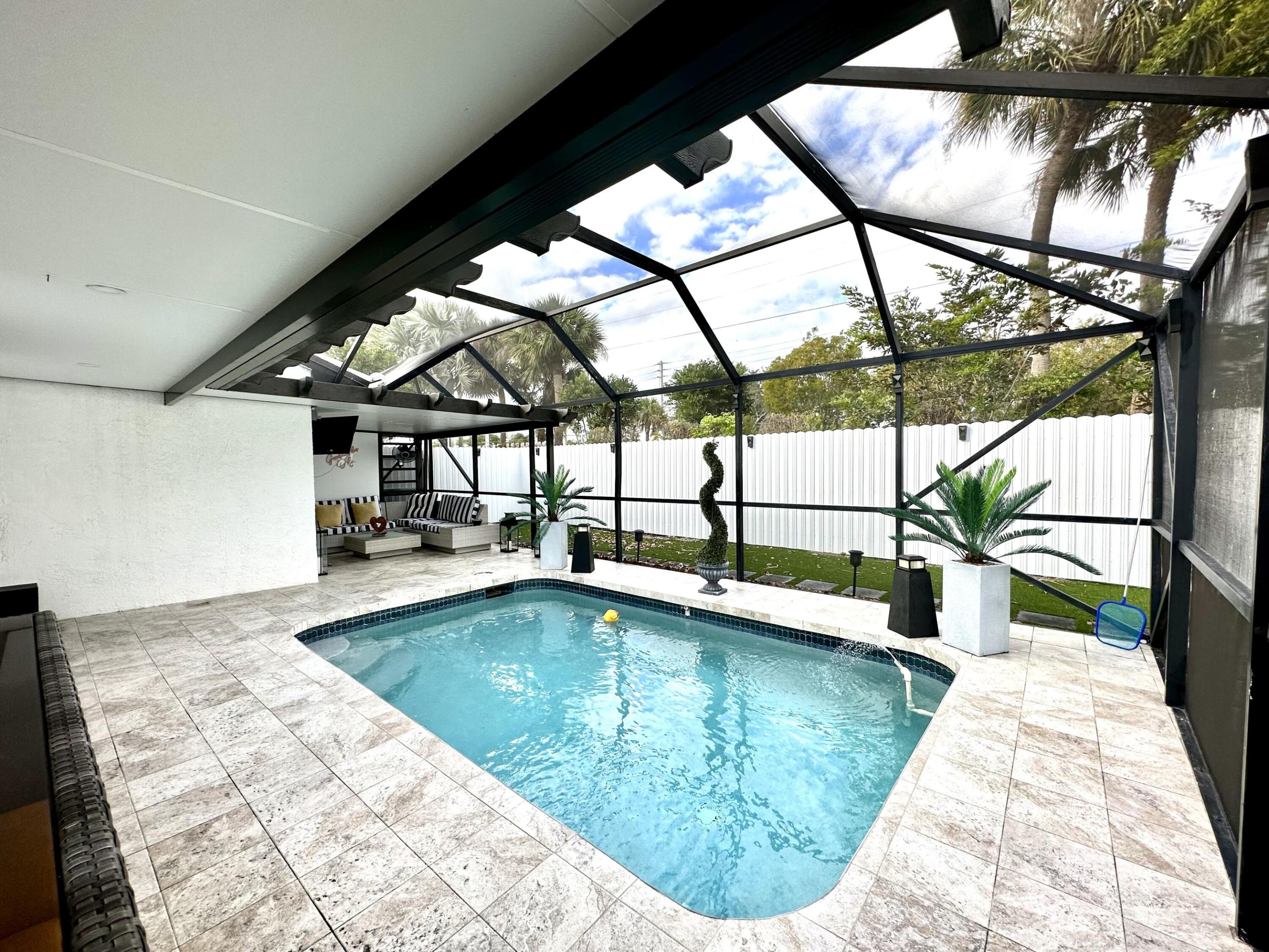 STRAWBERRY LAKES 1 - Residential Lease