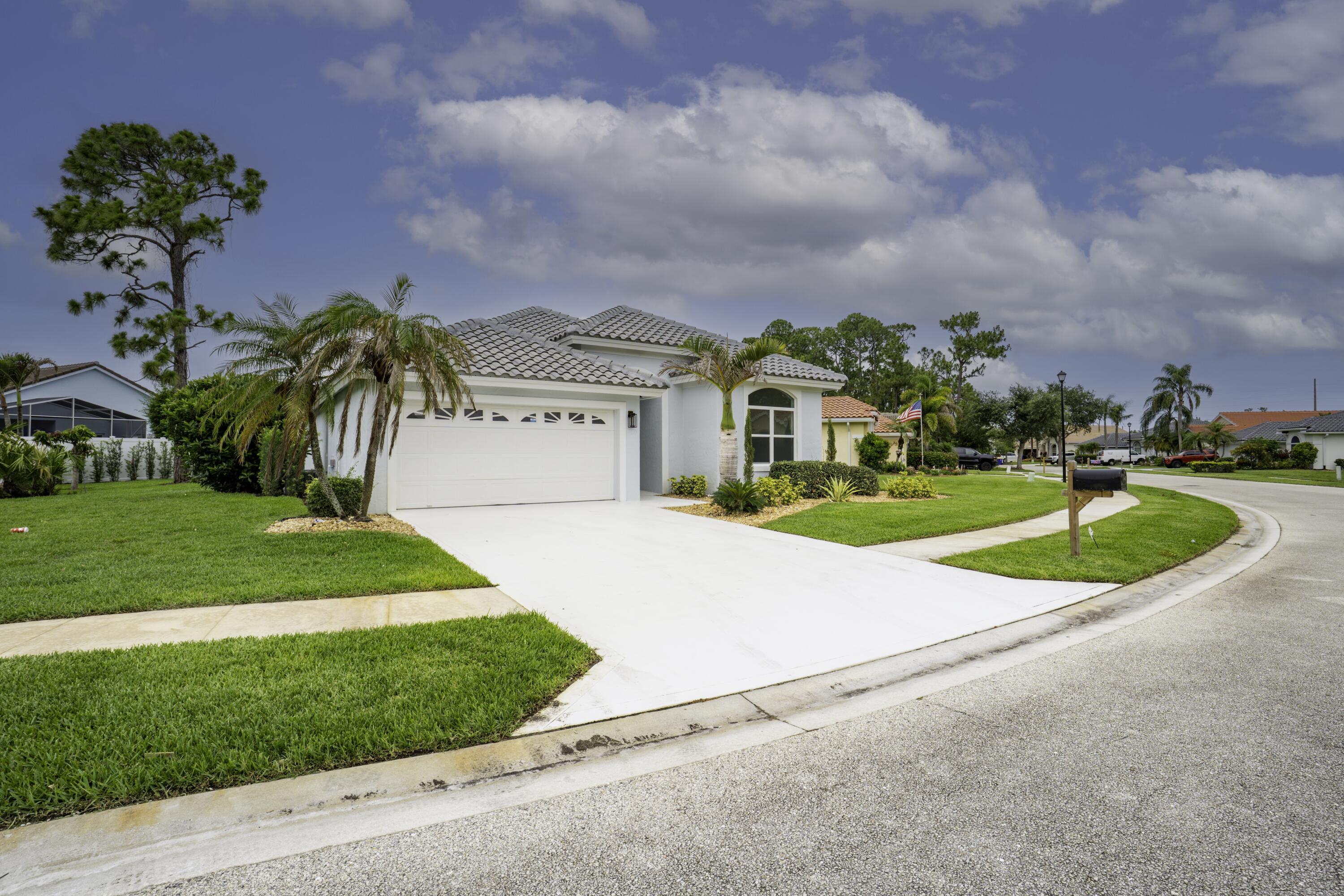 MARINER VILLAGE - Residential