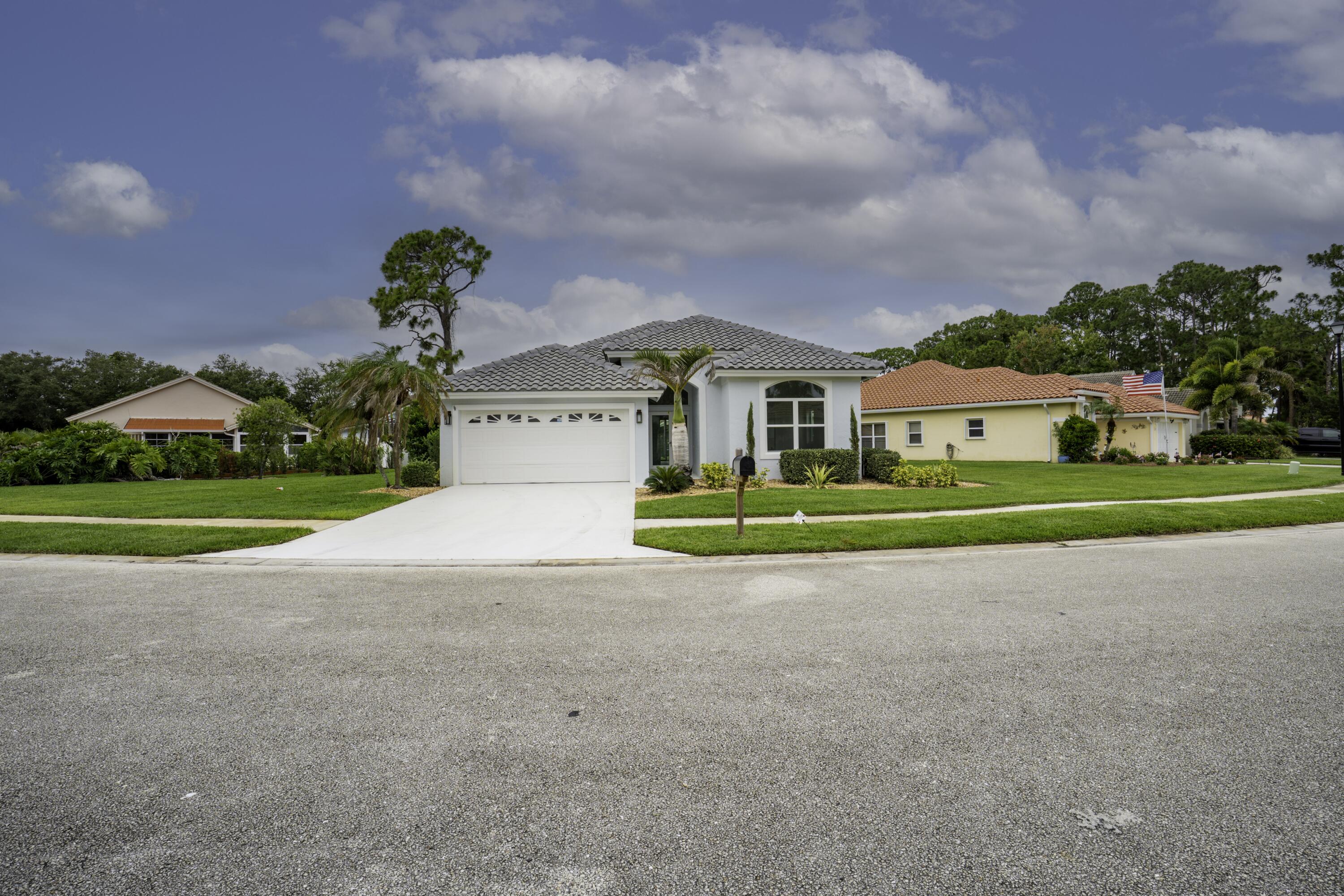 MARINER VILLAGE - Residential