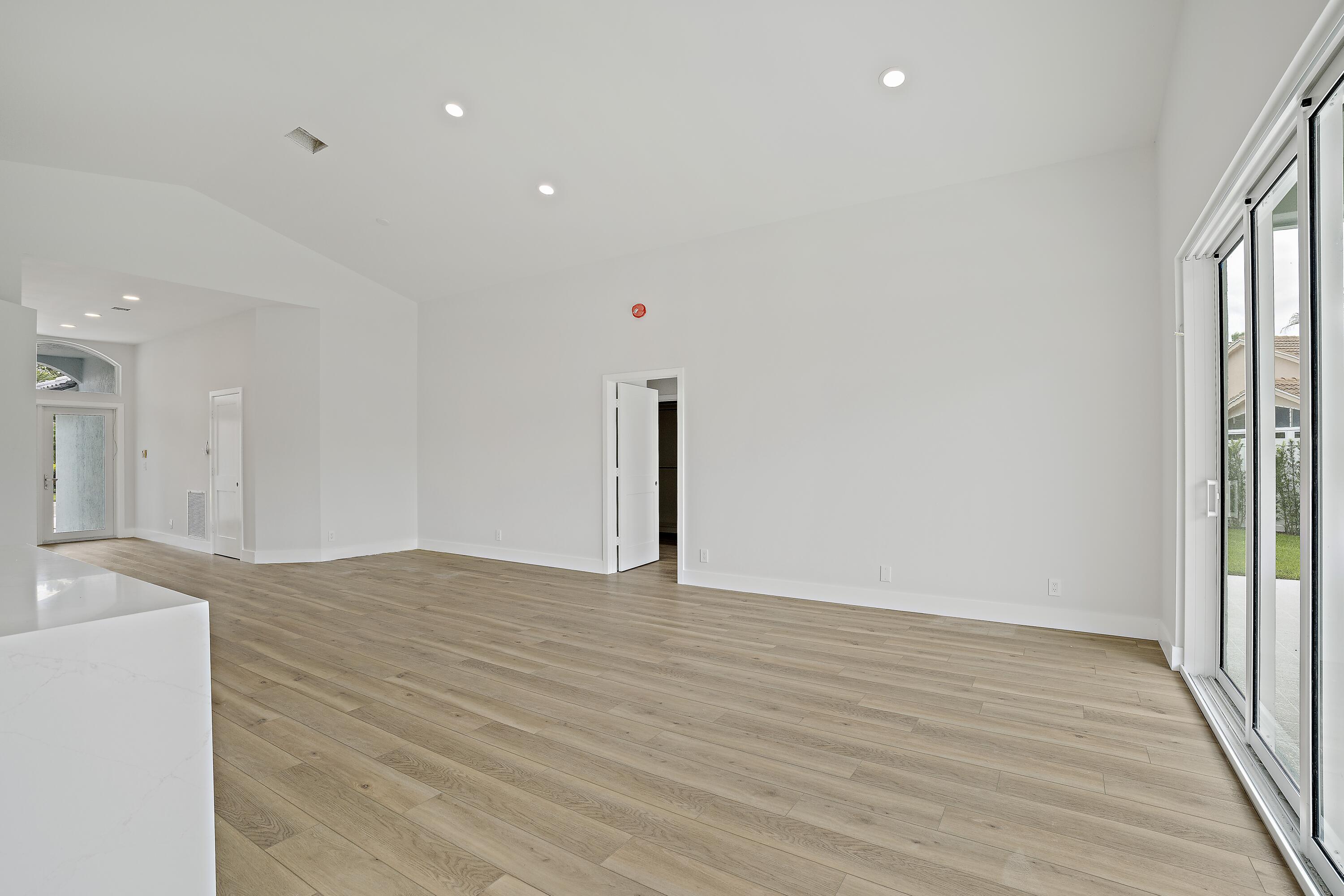 MARINER VILLAGE - Residential