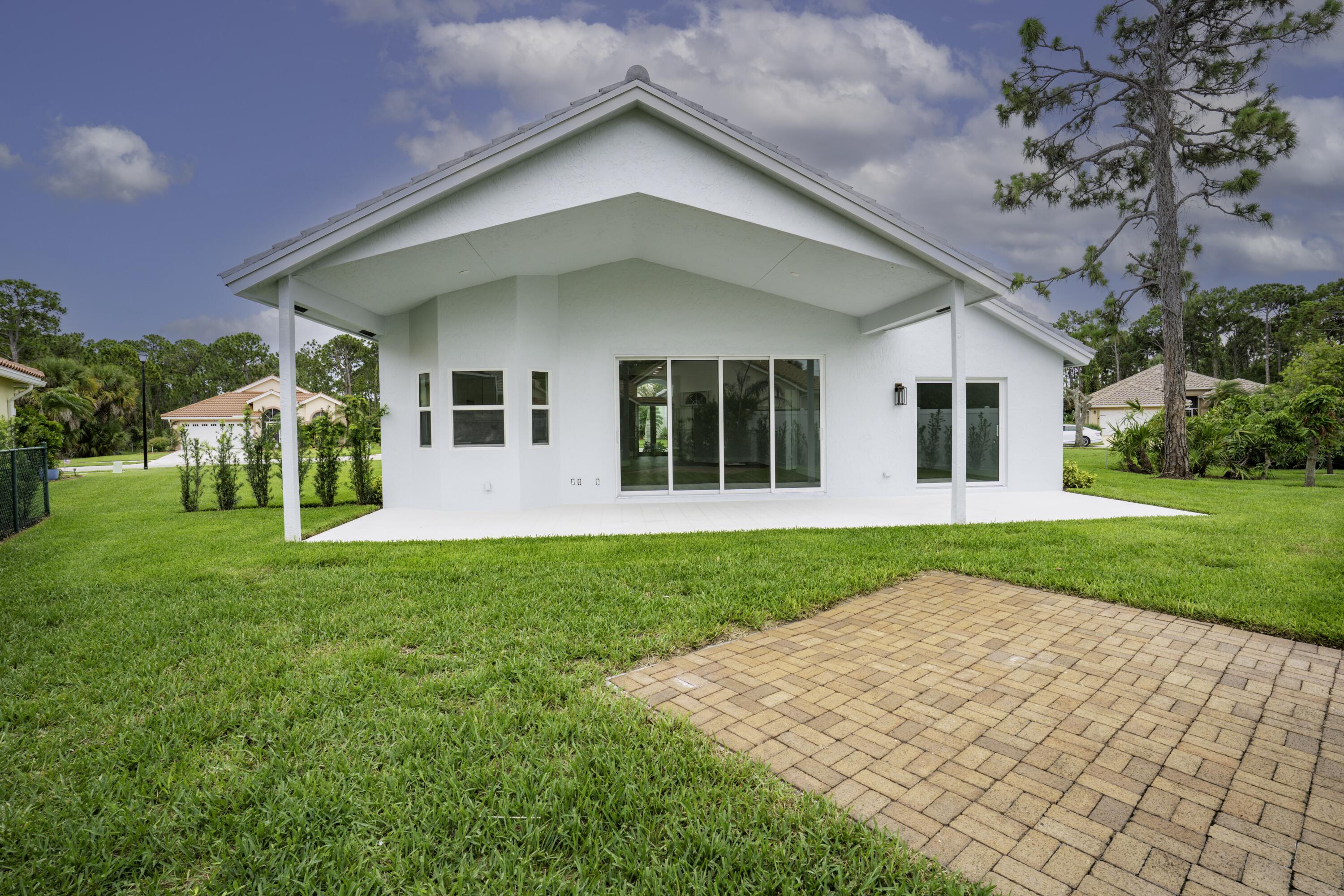MARINER VILLAGE - Residential