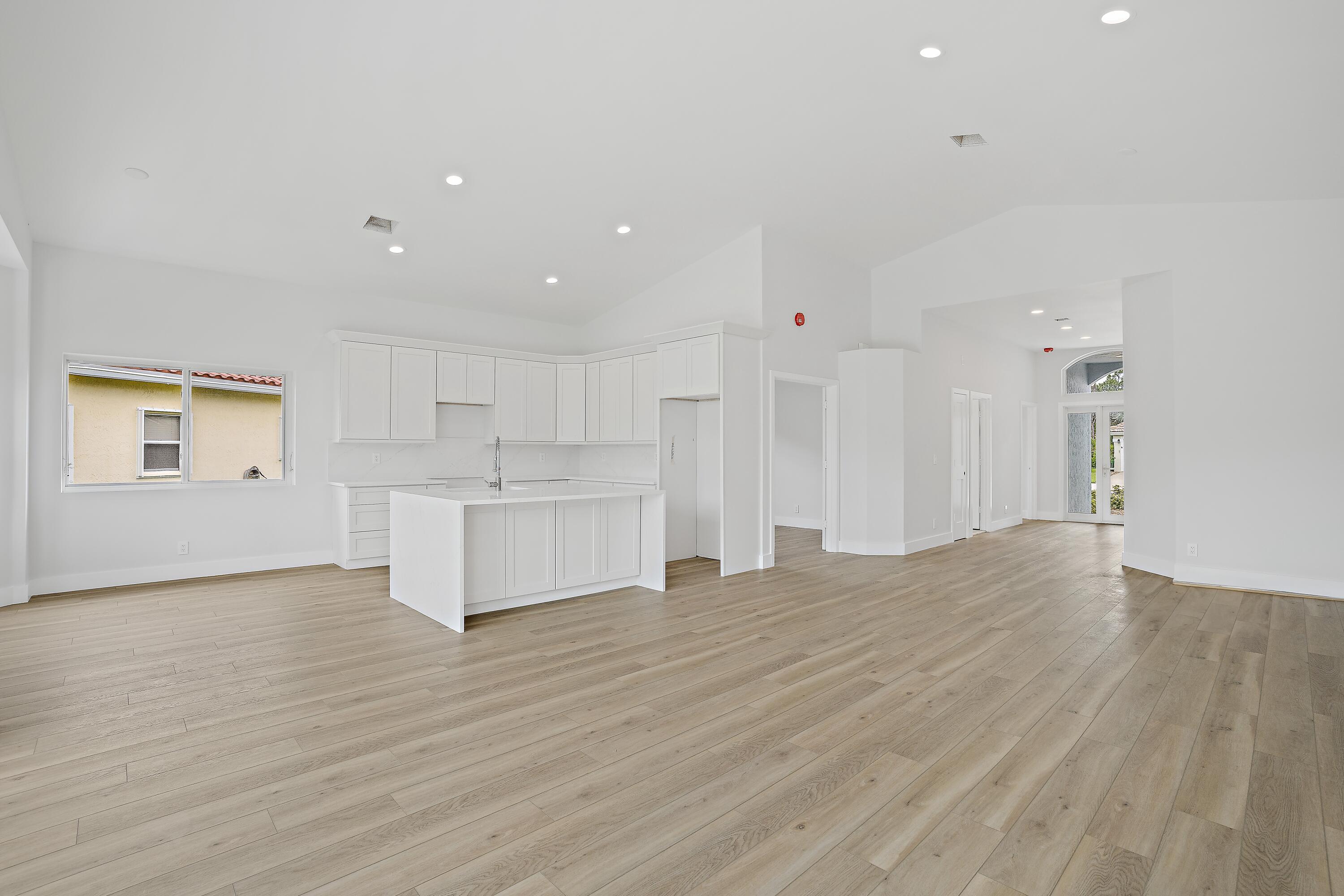 MARINER VILLAGE - Residential