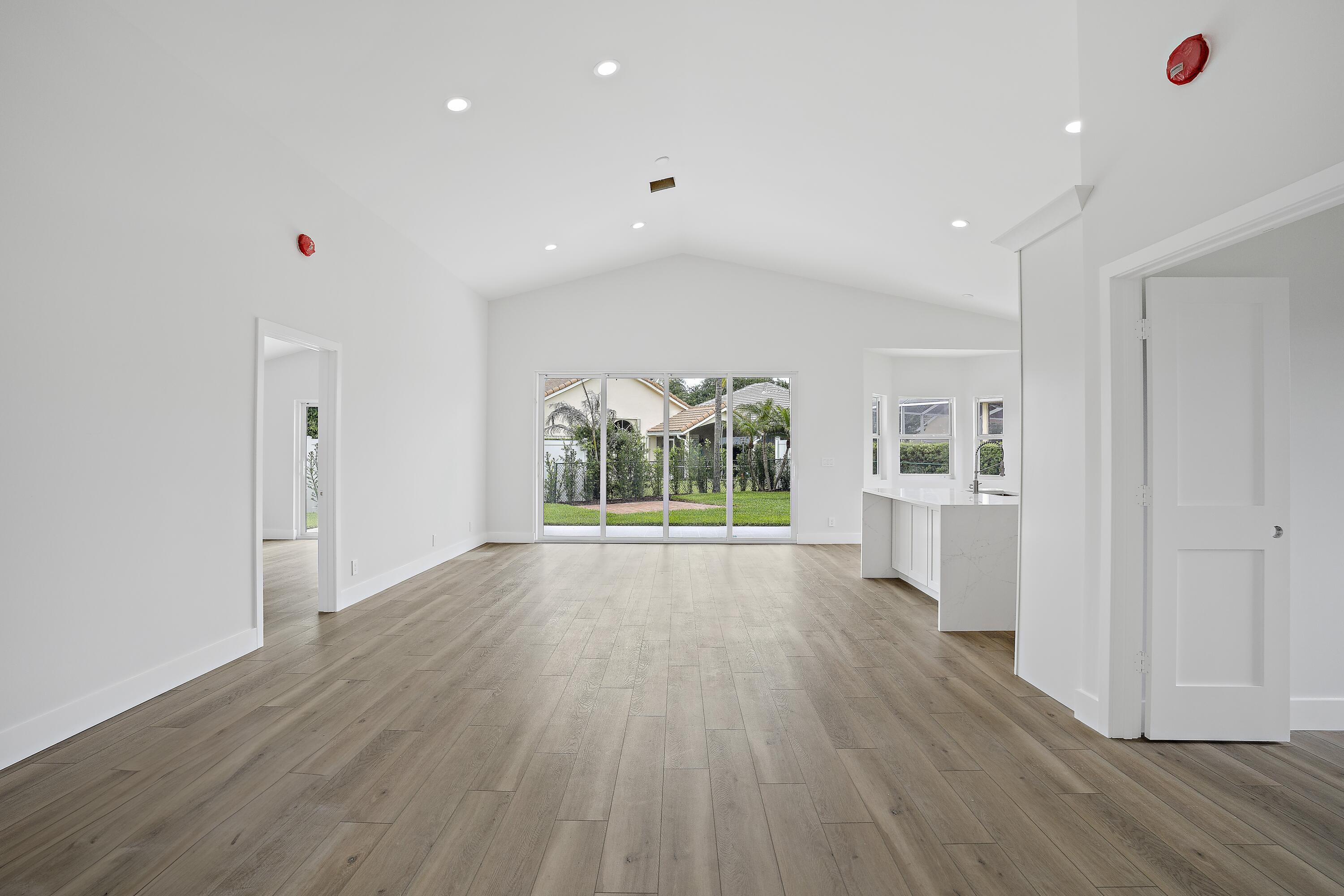 MARINER VILLAGE - Residential