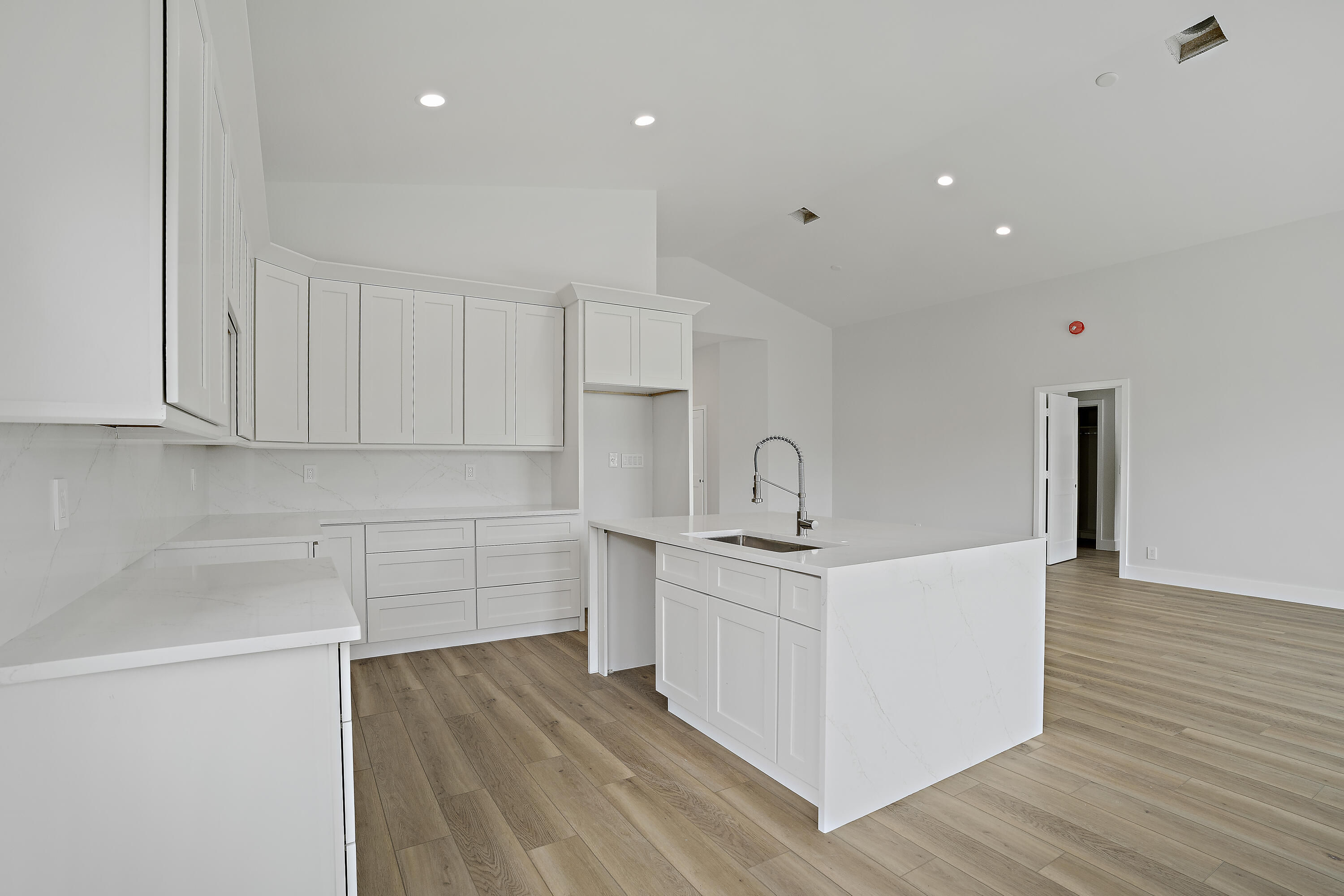 MARINER VILLAGE - Residential