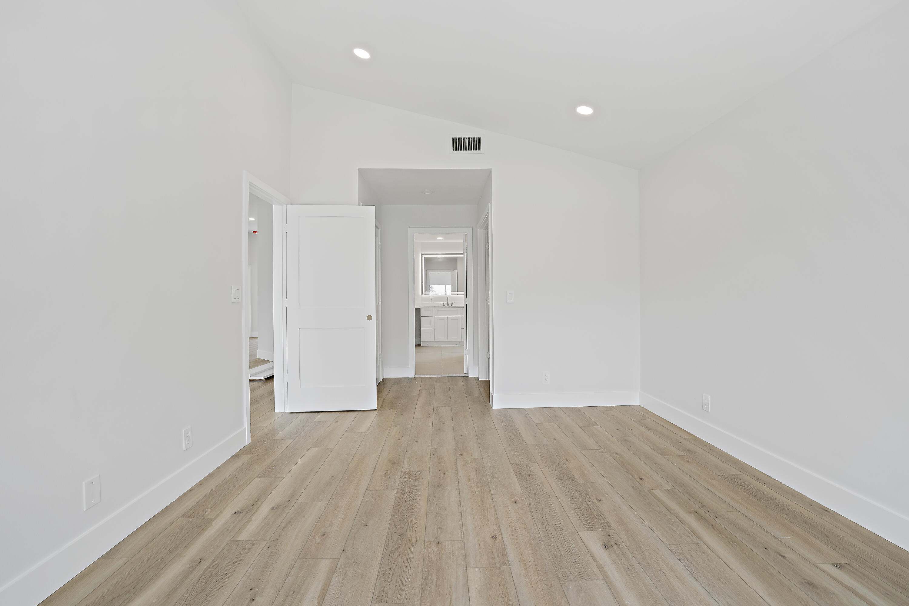 MARINER VILLAGE - Residential