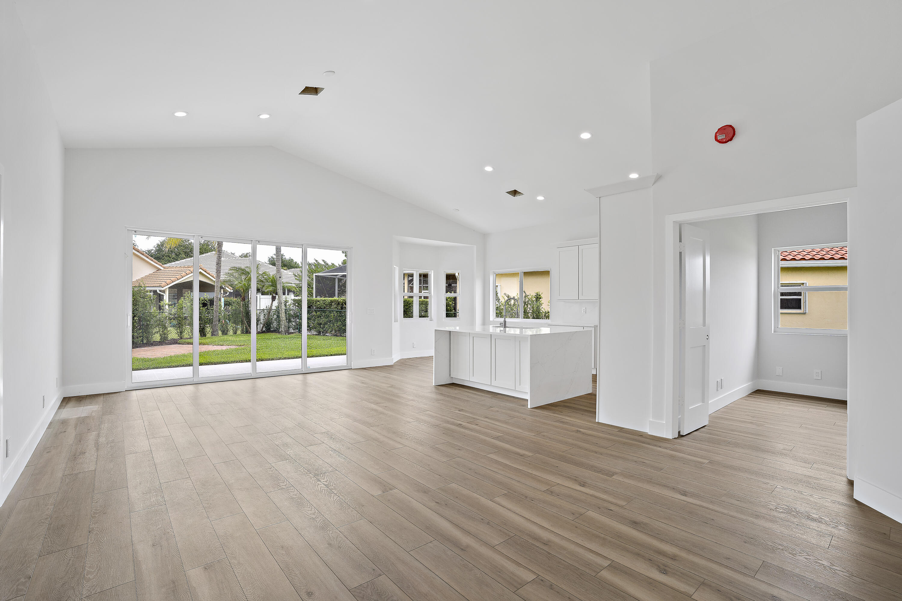 MARINER VILLAGE - Residential