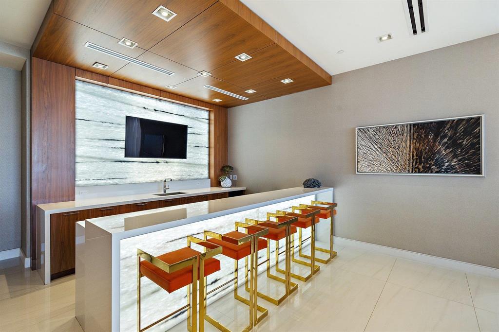 VistaBlue Singer Island Condo - Residential