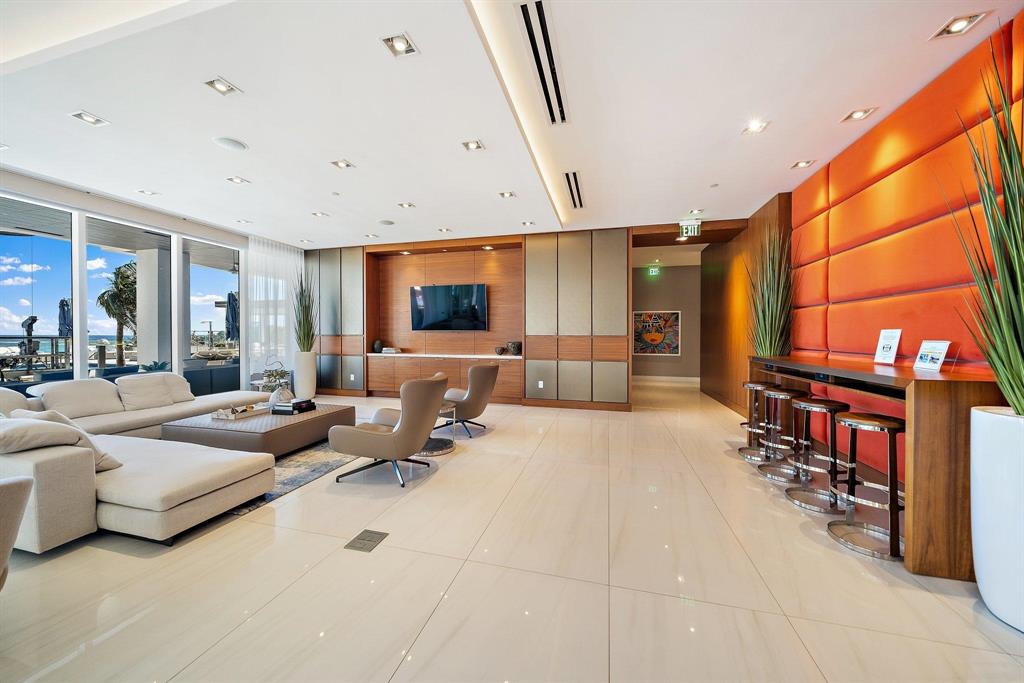 VistaBlue Singer Island Condo - Residential
